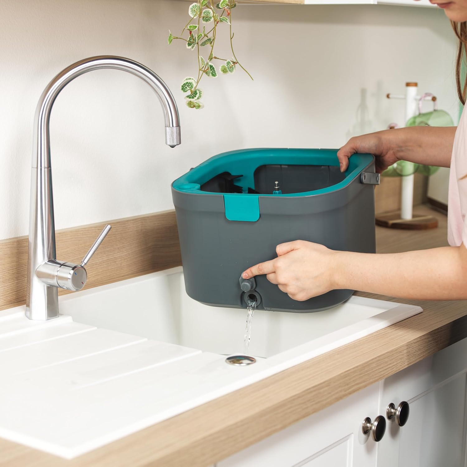 Beldray Anti-Bac Spin Mop & Bucket - Sliding Wring Out, 2.4L Double Chamber Bucket, Separates Clean and Dirty Water, 2 Washable Mop Pads, Water Disposal Plugs