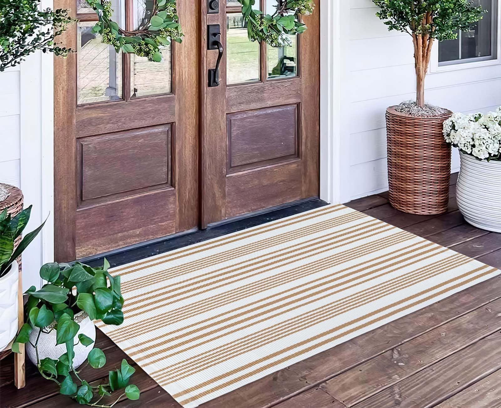 Khaki and White Striped Outdoor Rug 24'' x 51'' Front Porch Rug Hand-Woven Machine Washable Indoor/Layered Door Mats for Entryway/Bedroom