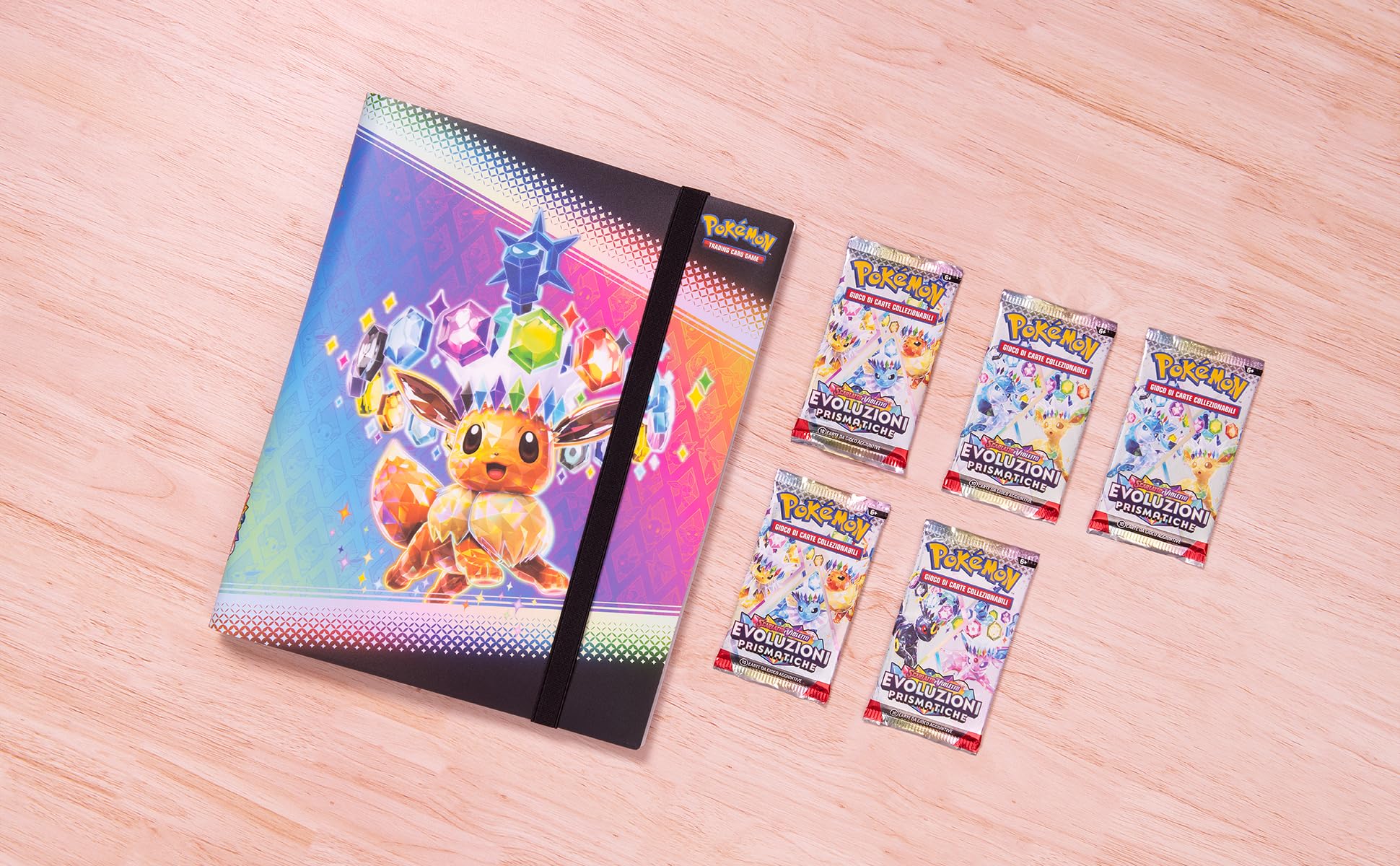 GCC Pokémon: collezione con raccoglitore dell’espansione Scarlatto e Violetto - Evoluzioni Prismatiche (raccoglitore da 378 tasche e cinque buste di espansione)