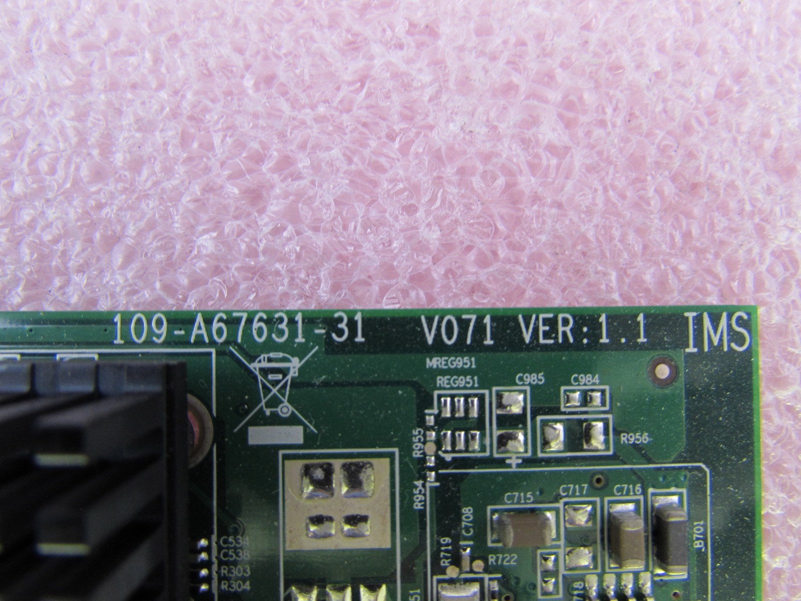 RADEON ATi 109-B27631 2画面出力用専用アダプター付属 RADEON ATi 109-B27631 2画面出力用専用アダプター付属 RADEON