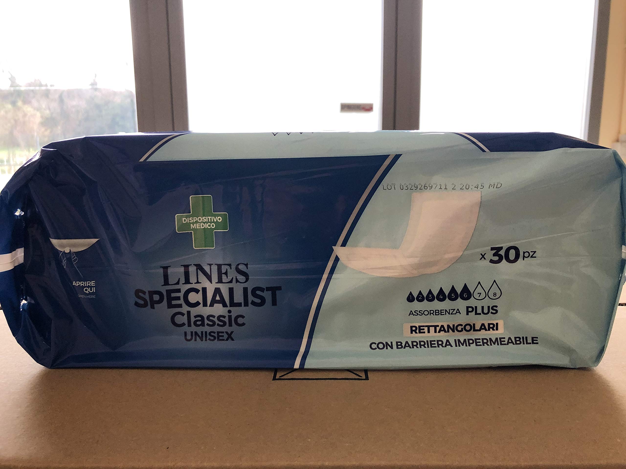 4 LINES SPECIALIST UNISEX RETTANGOLARI CON BARRIERE ASSORBENZA PLUS X 30 PZ - TOTALE 120 PZ