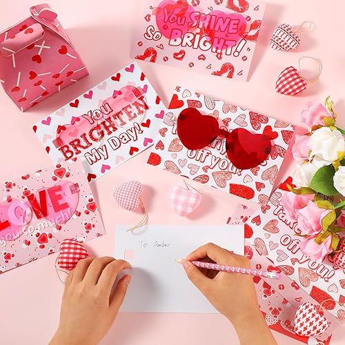Vista 11 de Kathfly Paquete de 30 lentes en forma de corazón para niños con tarjetas del día de San Valentín, regalos de fiesta de San Valentín a granel