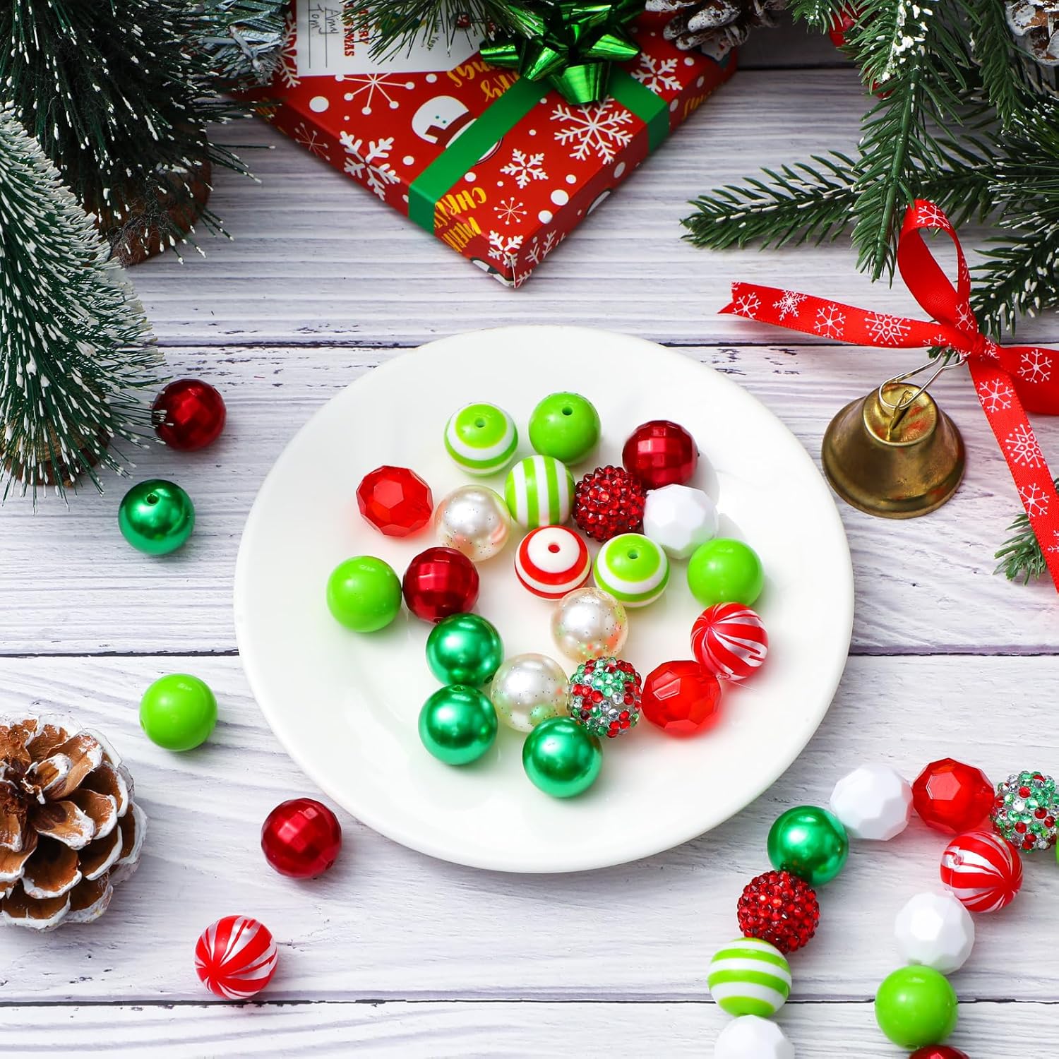 Sintuff 50 Pcs Christmas Bubblegum Beads Bulk 20 mm Red Green Colored Acrylic Plastic Spacer Gumball Beads for Xmas DIY Bracelet Pendant Necklace - Image 5
