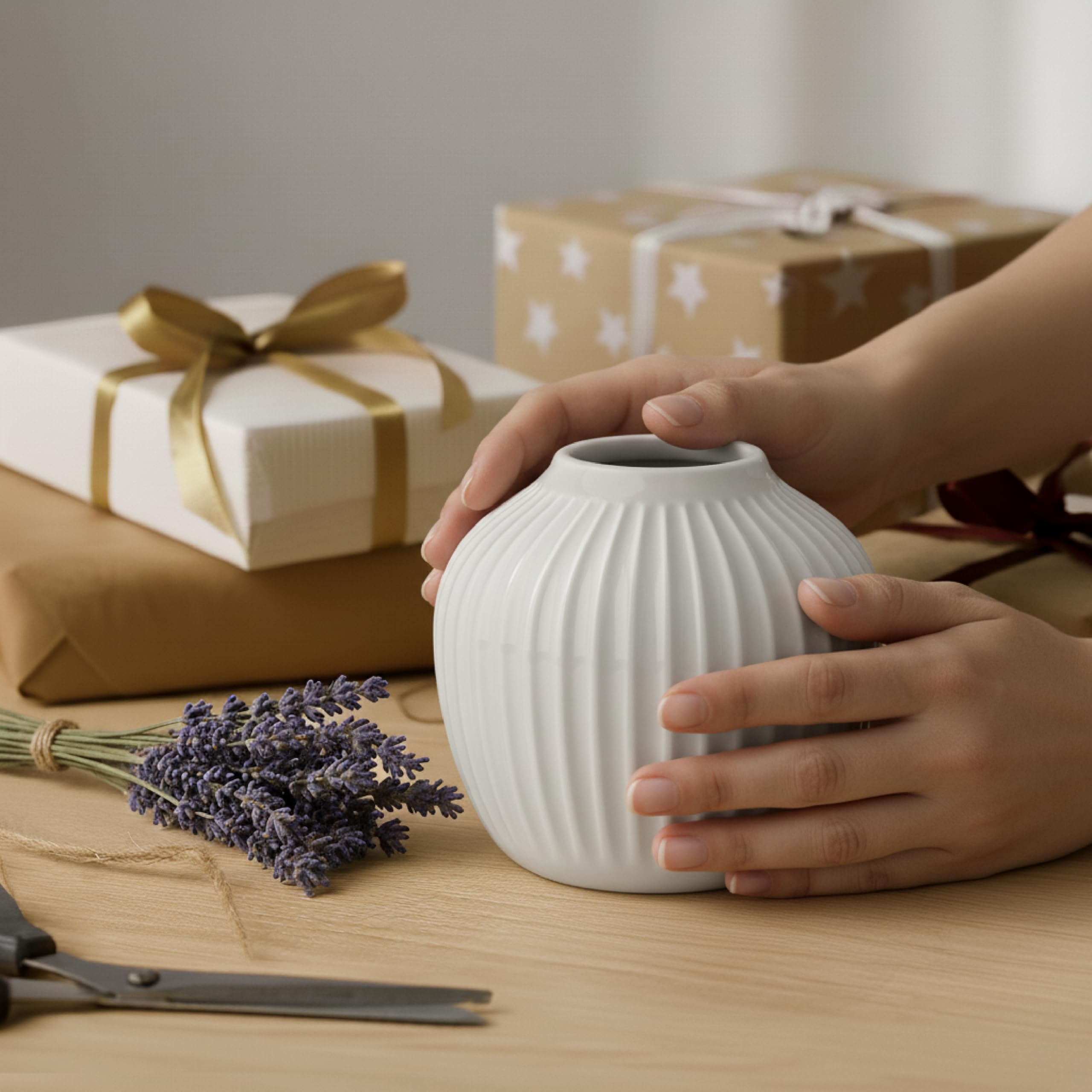 Vaso Kähler H13 cm Hammershøi Design danese per fiori fatto a mano, bianco