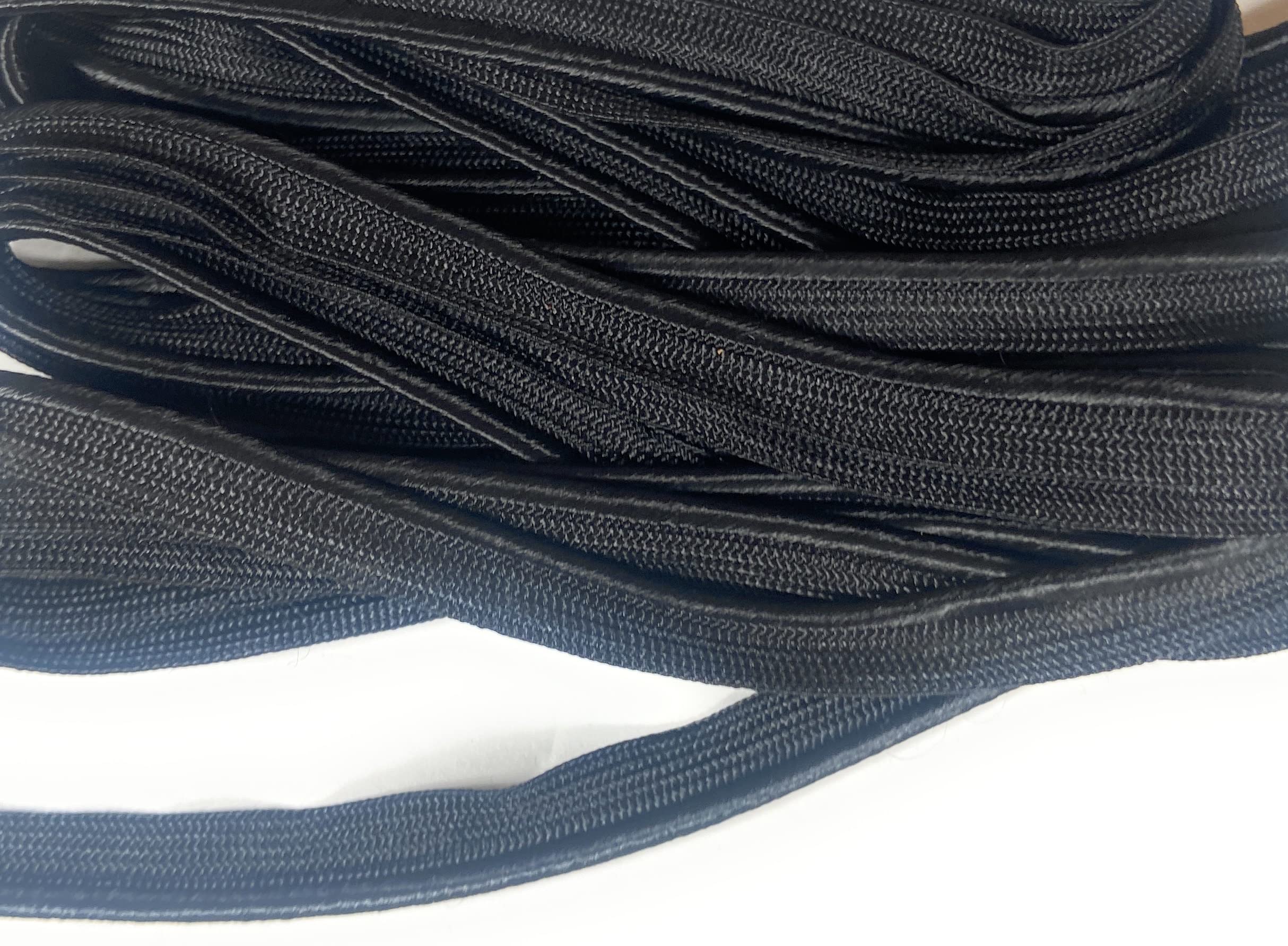 Passepoilé Avec Cordon - France