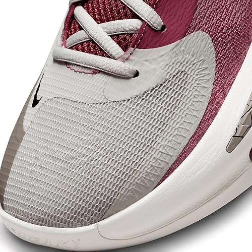 Miniatura 7 de Nike Zoom Freak 4 DJ6149 002 Sweet Beet para hombre talla 95 Light Bone  Moon FossilSailSw