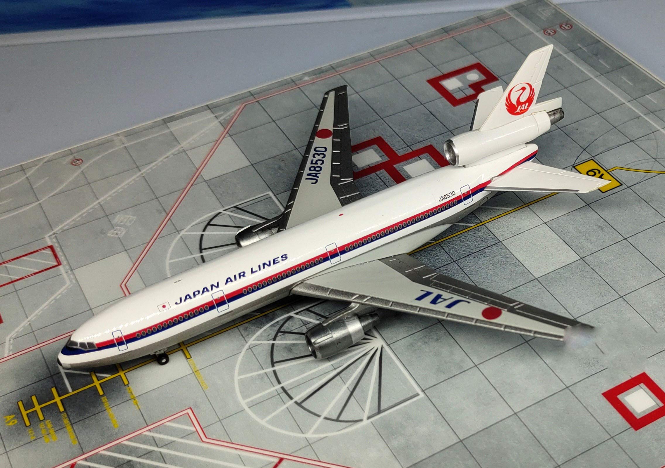 FLOZ JAL Mcdonnell Douglas DC10-40 Aircraft JA8530 1/400 diecast Plane Model Aircraft
