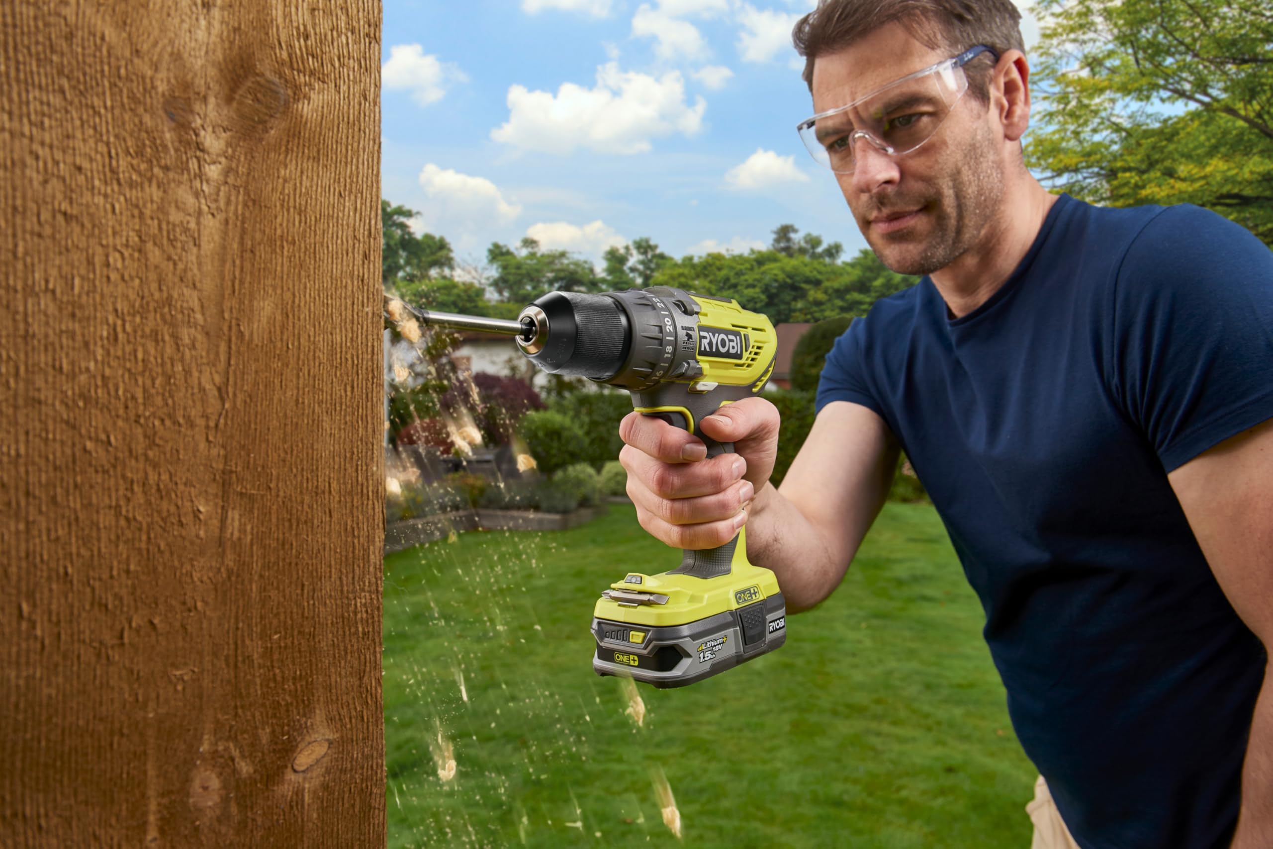 Ryobi Kit Trapano a Percussione e Smerigliatrice 18V ONE+ con 2 Batterie (4.0Ah e 2.0Ah), Caricatore, Avvitatore 50 Nm con Mandrino in Metallo, Flex con Disco 115 mm, Borsone, R18PDAG-242S