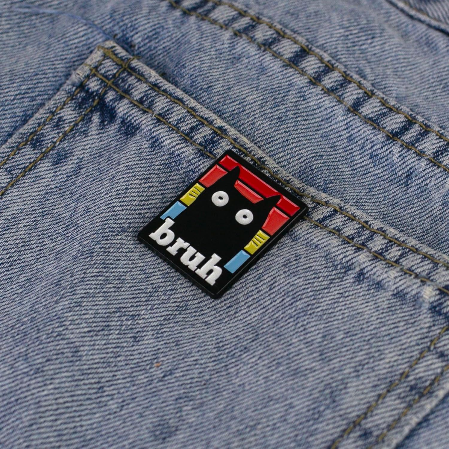 Bruh Chaotic Black Cat Funny Sarcasm Enamel Pin, Retro Sarcastic Cat Meme Pin Brooch For Sarcastic Sassy Women Animal Lover Pet Owner, Funny Dark Humor Brooch Badge, Attitude Feline Lapel Badges, Bruh Internet Meme Gift, Cute Animal Jewelry Accessory