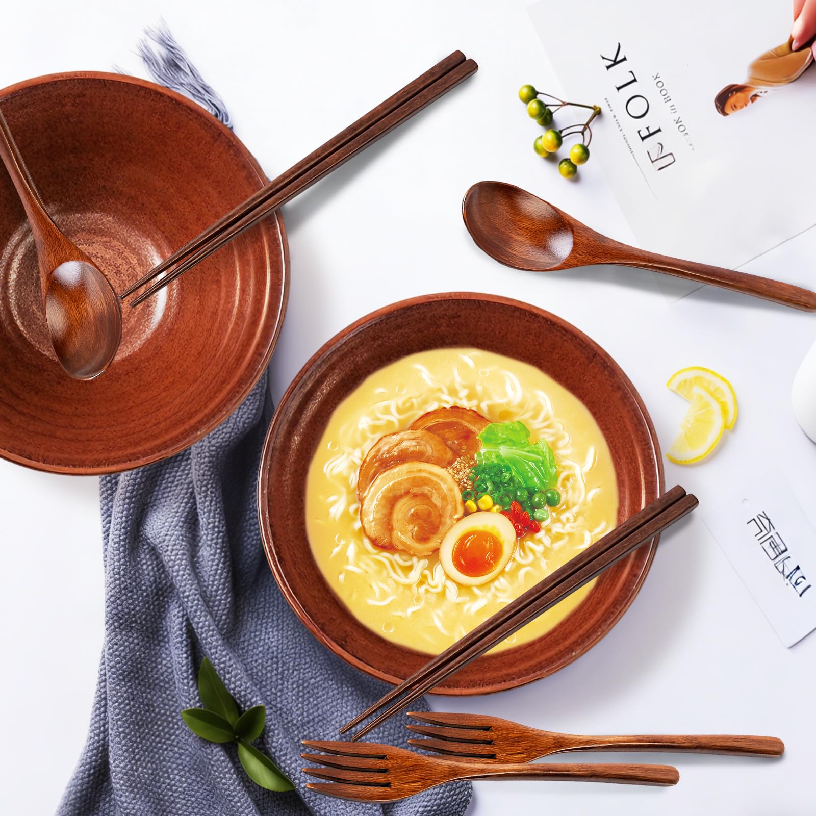 2 x 1600ml Ramen Schüssel Set, Ramen Set aus Keramik mit Essstäbchen, Gabel und Löffeln, Suppenschüssel Spülmaschinenfest Geschirr für Nudeln Suppen Getreide Salate Geschenke (Flammenrot)