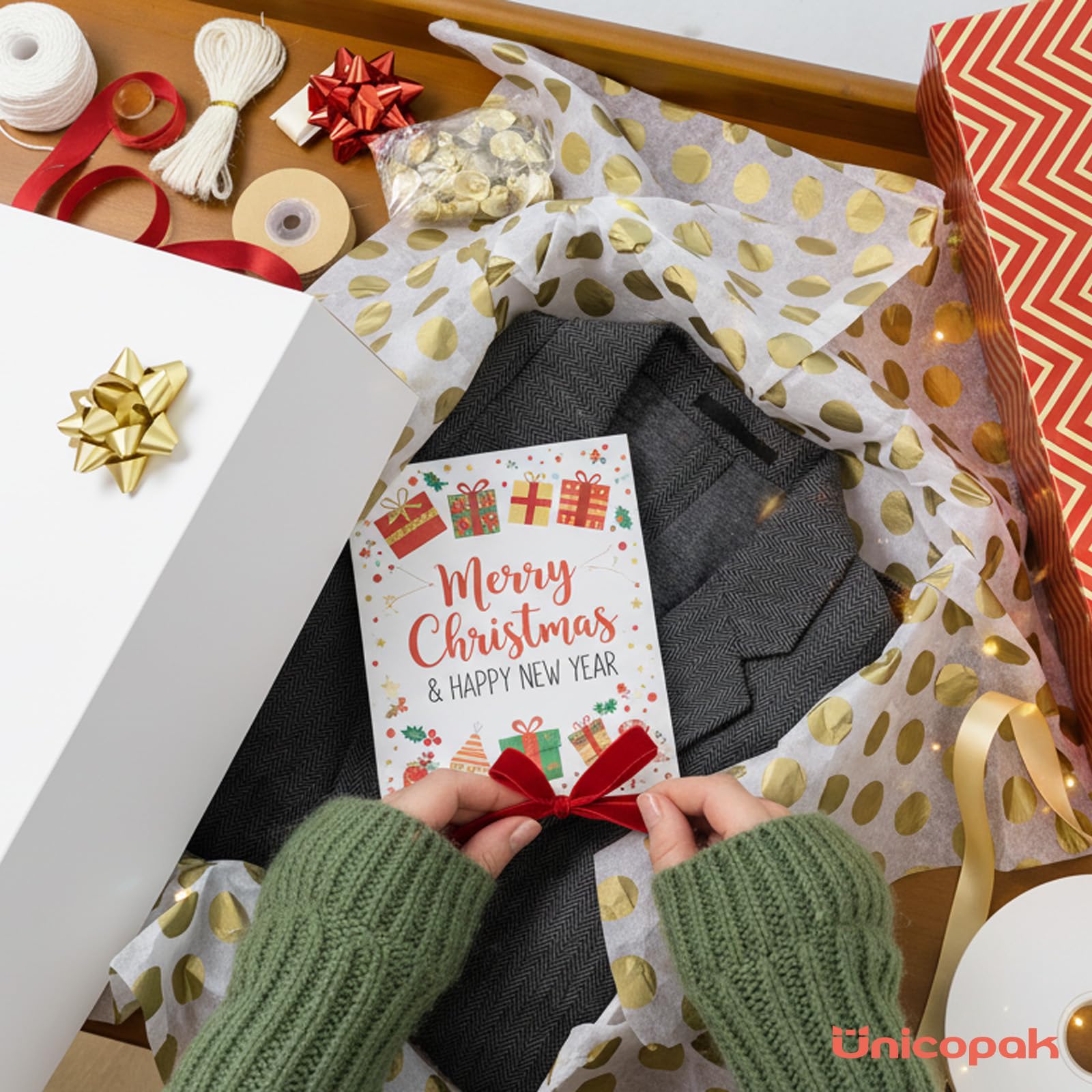 UnicoPak Paquete de 12 cajas de regalo de cartón blanco extragrandes de 4 pulgadas de alto con tapas para regalos, 17 x 11 x 4 pulgadas