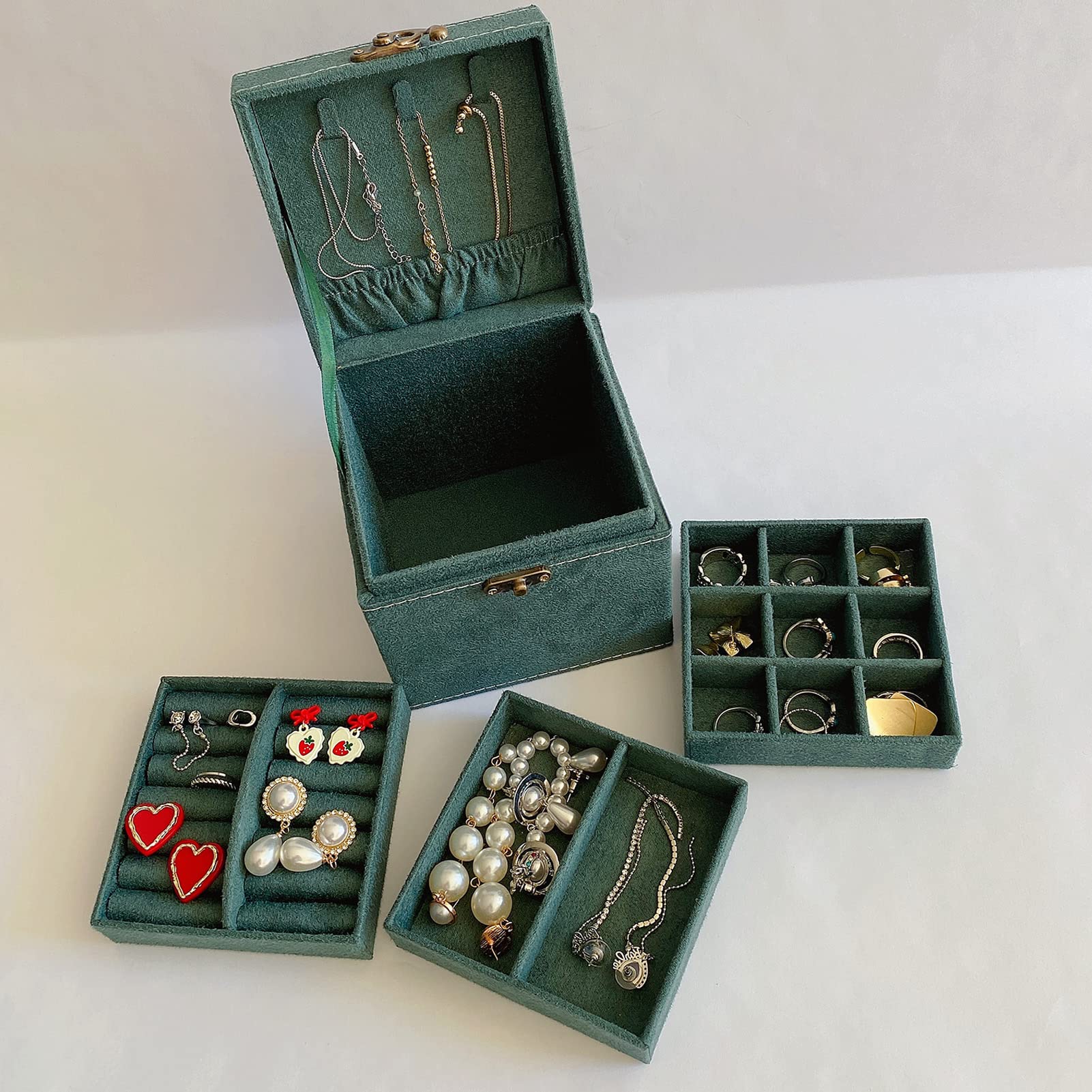 Lemonadeus Retro Velvet Jewelry Box – 3 Layers, Portable, Unicorn Green (Great Gift For Women & Girls)