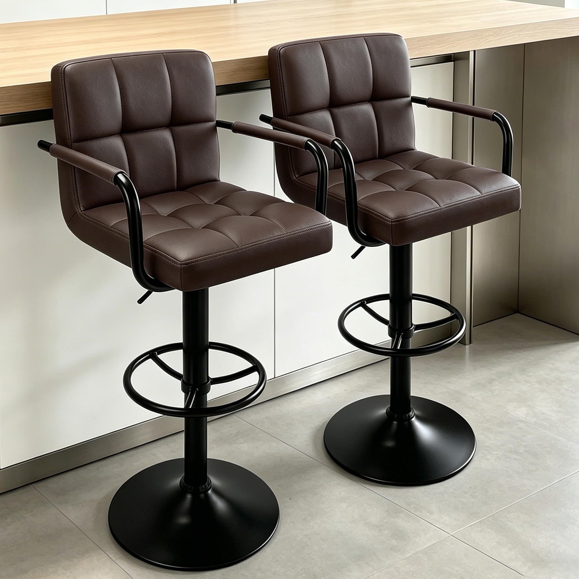 Verdego Barhocker 2er Set, Barstuhl Höhenverstellbar um 20cm, mit Armlehnen, Rückenlehne und Silber Fußstütze, Küchenhocker aus PU-Leder & Stahlgestell, 360°Drehstuhl, Bar Hocker (Braun)