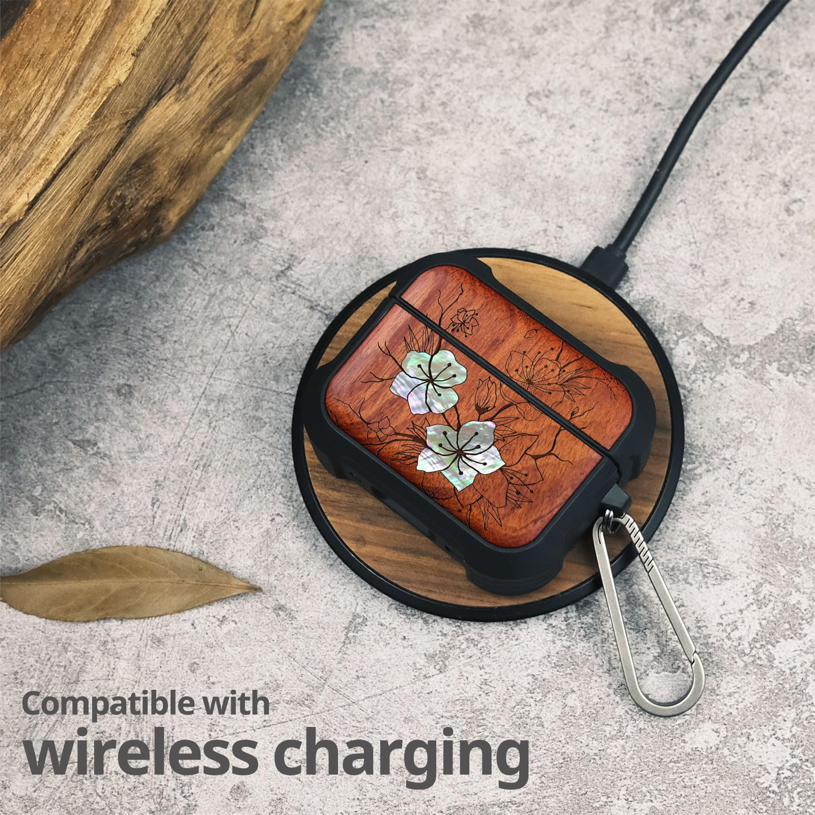 Carveit Etui kompatybilne z AirPods Pro 3 (2025), etui ochronne [grawerunek z drewna i muszla] [tytanowe szybkie zapięcie] do Airpods Pro 3 Skin 2025 etui (różowe skrzydło Sakura)