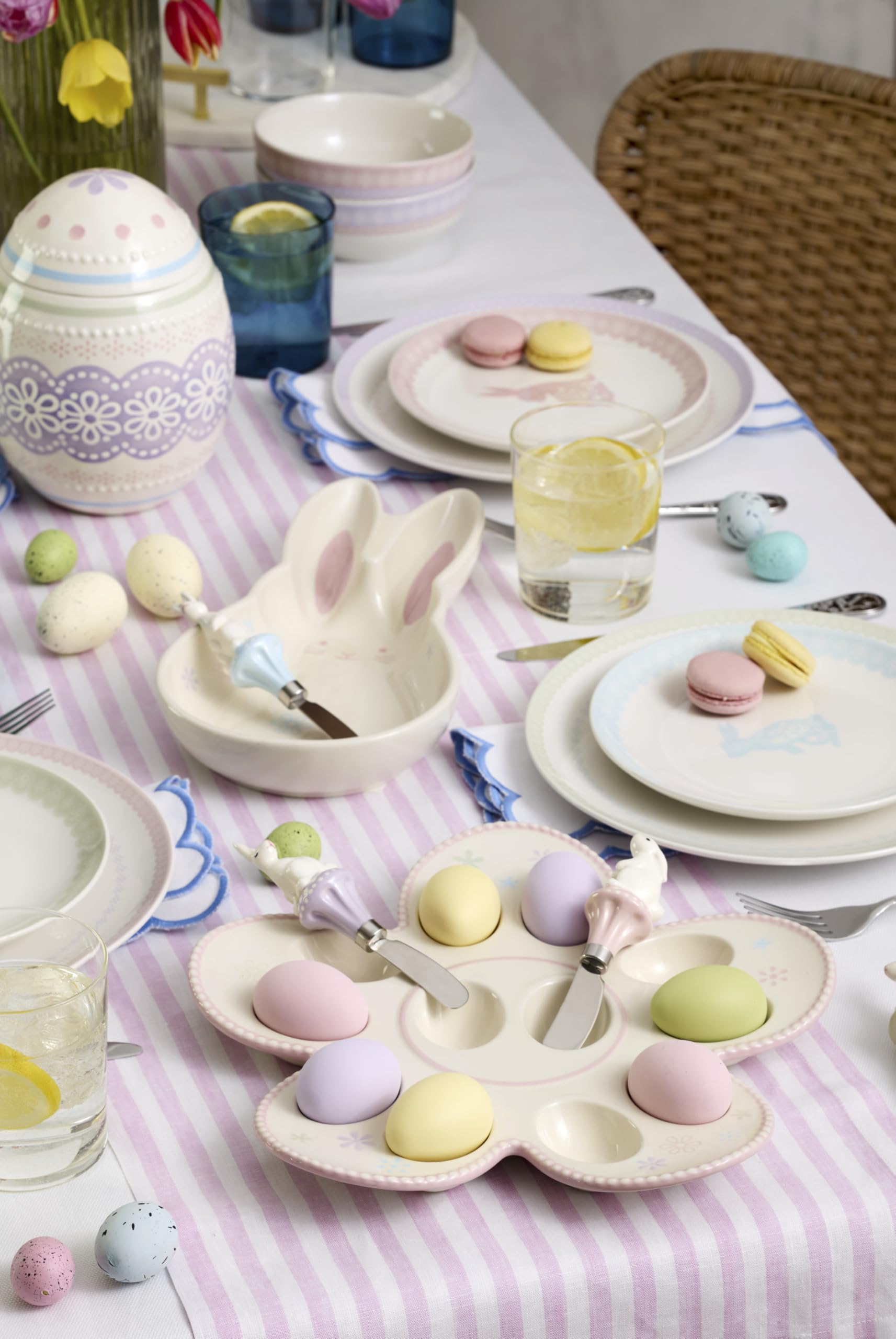 Amazon.com | Oneida Bunny Hop Stoneware Bunny Easter Serving