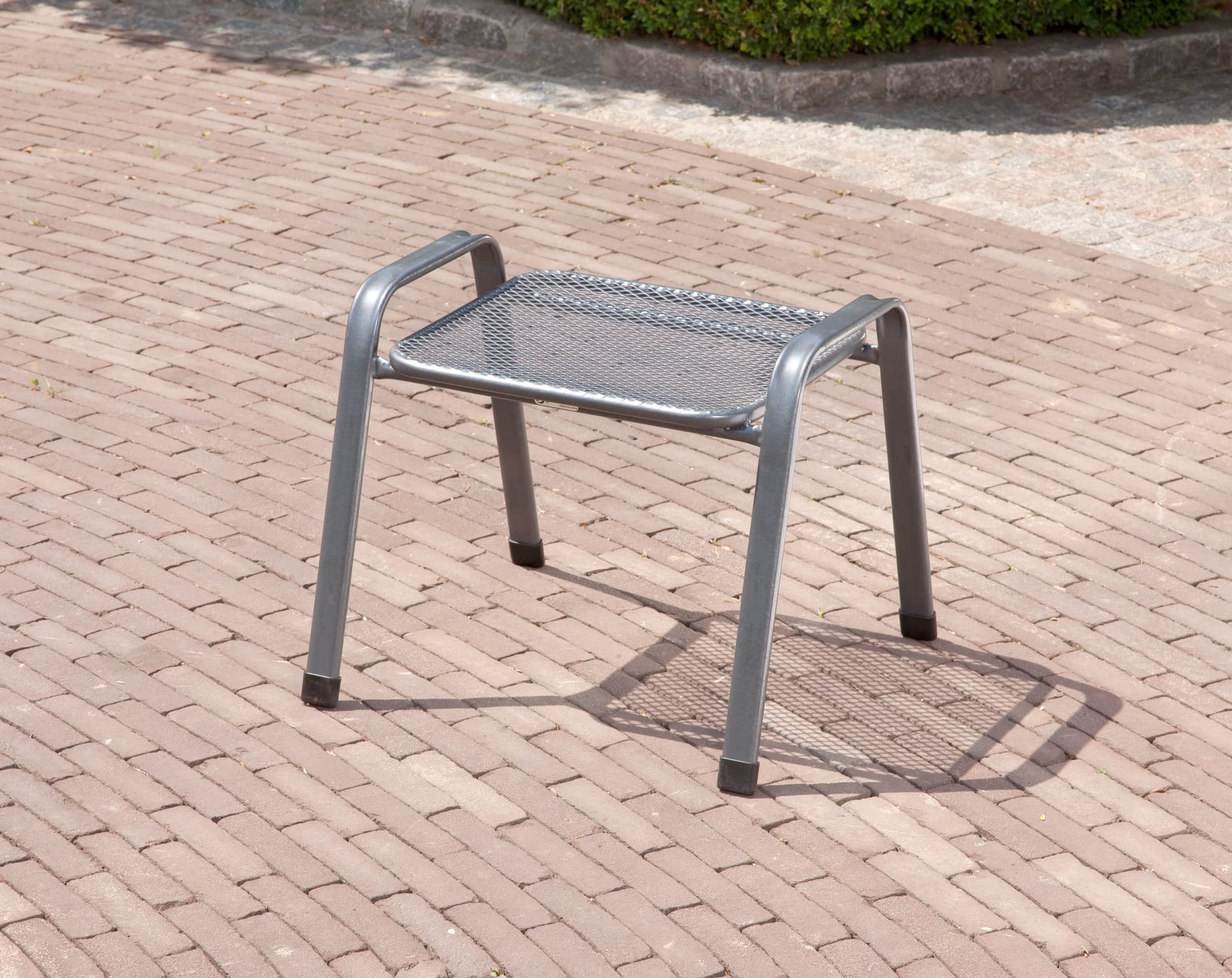 greemotion 416323 Stapelhocker Toulouse eisengrau, Gartenhocker einsetzbar im Innen- und Außenbereich, vielseitig kombinierbar, hochwertige Kunststoffummantelung, wind- und wasserfest