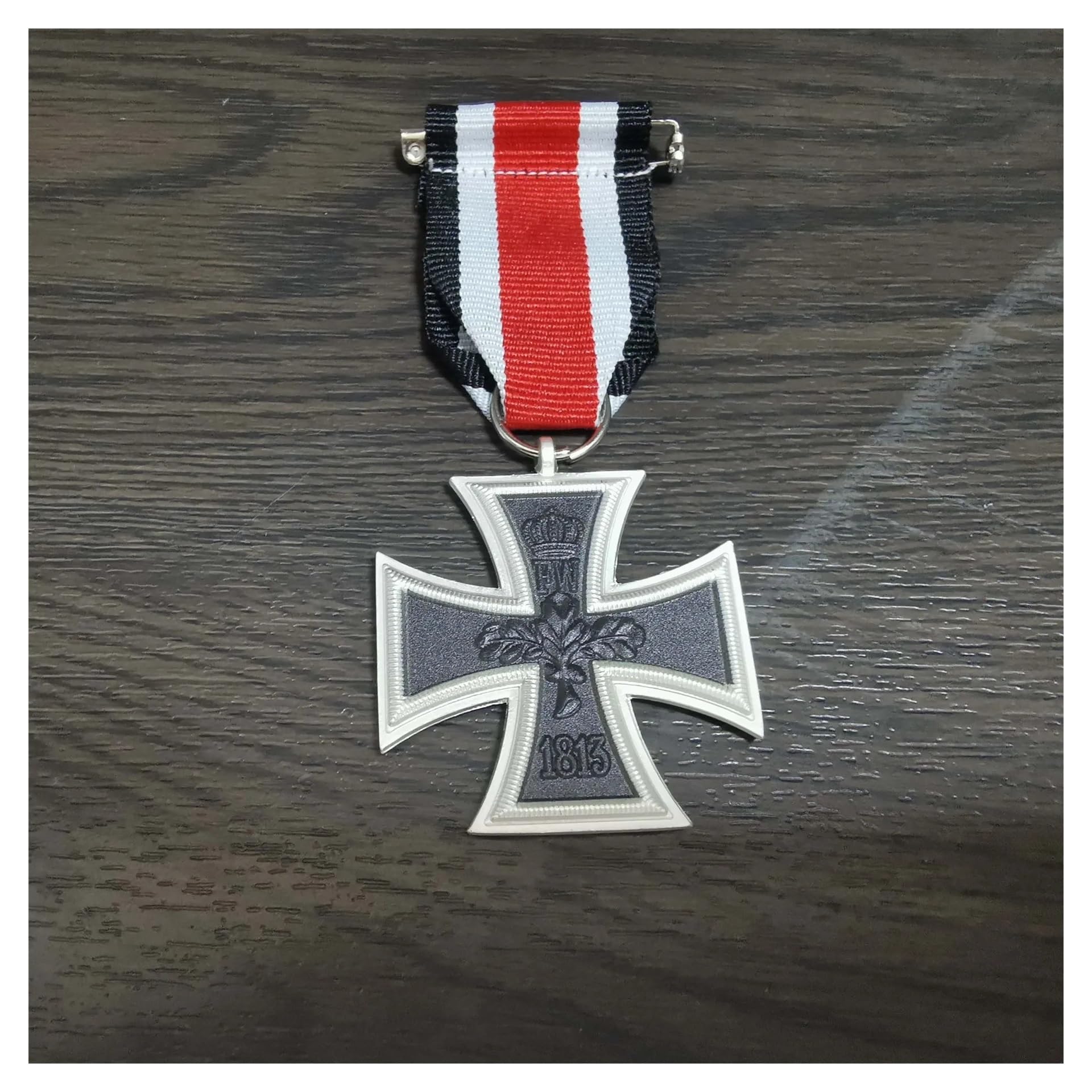 Amazon.com: AYQEBNC German Medal 1914 Iron Cross Badges Pins Chest