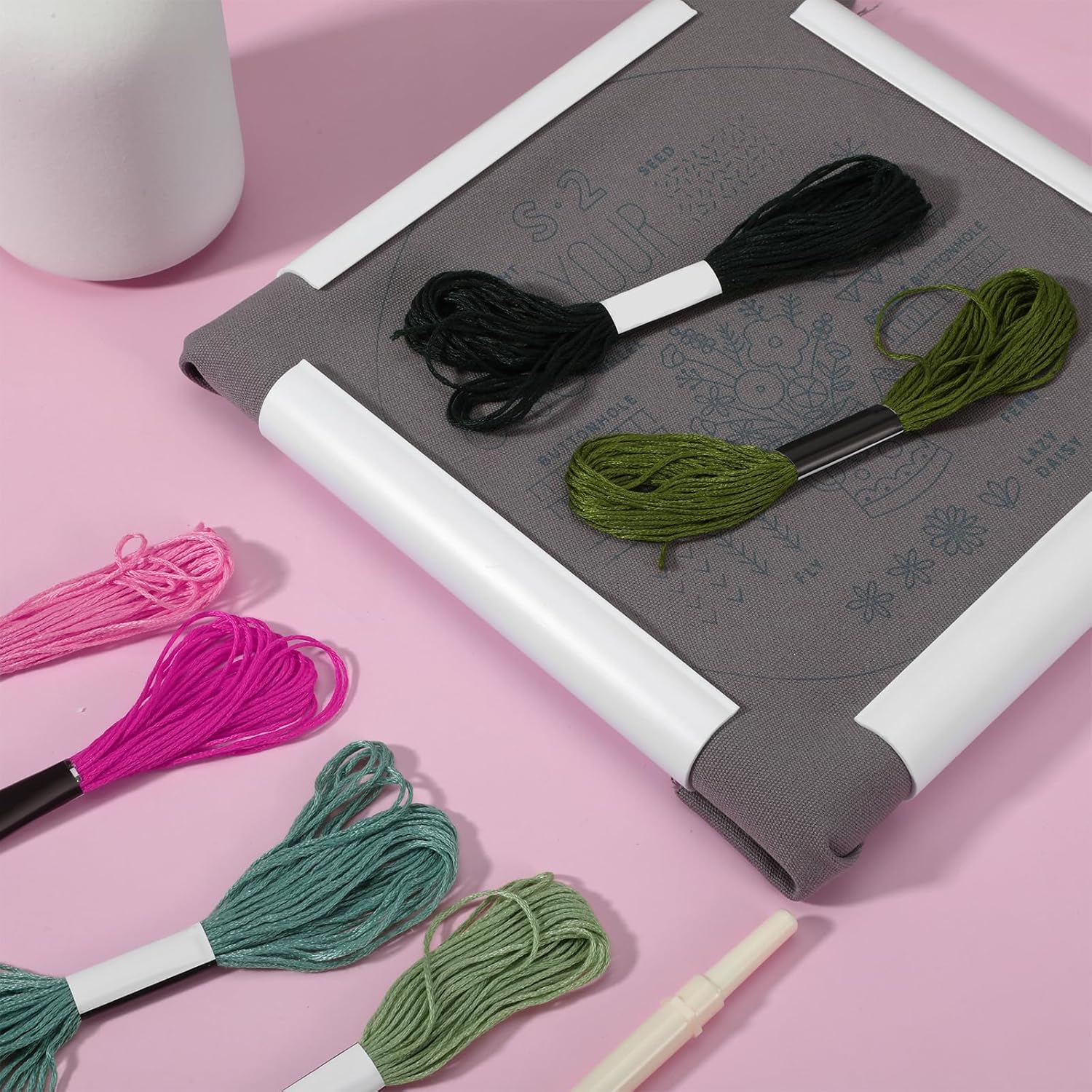 3 Pack Square Embroidery Hoops, Plastic Cross-Stitch Hoops, Plastic Clip Frame for Embroidery, Embroidery Quilting Frames (6x6, 8x8, 11x11)