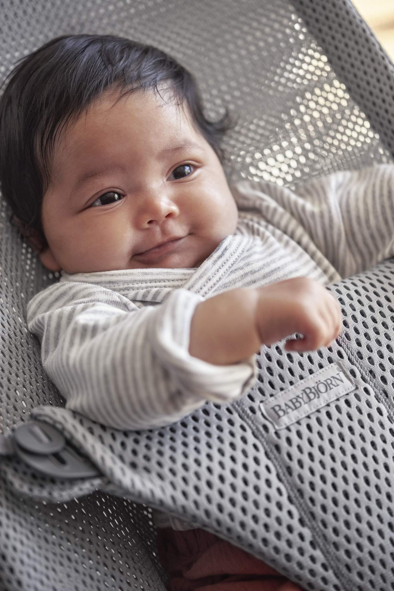 BABYBJÖRN Babywippe Bliss, Mesh, Grau