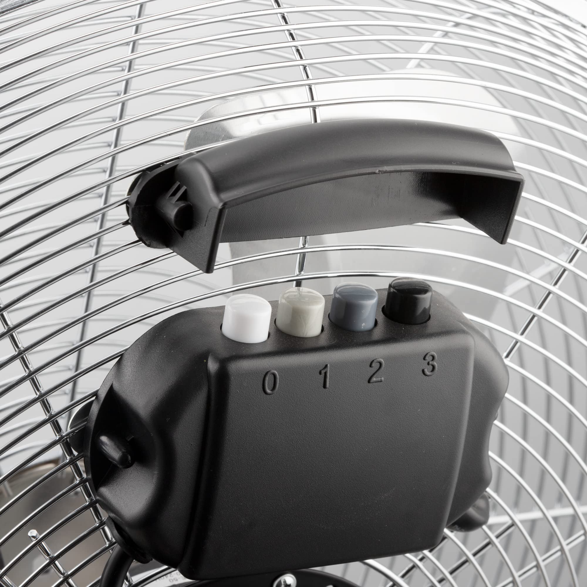 Grunkel - Ventilateur industriel de sol de 100 W et 45 cm de diamètre - MET-H18 industriel - Avec 3 vitesses différentes et angle d'inclinaison réglable
