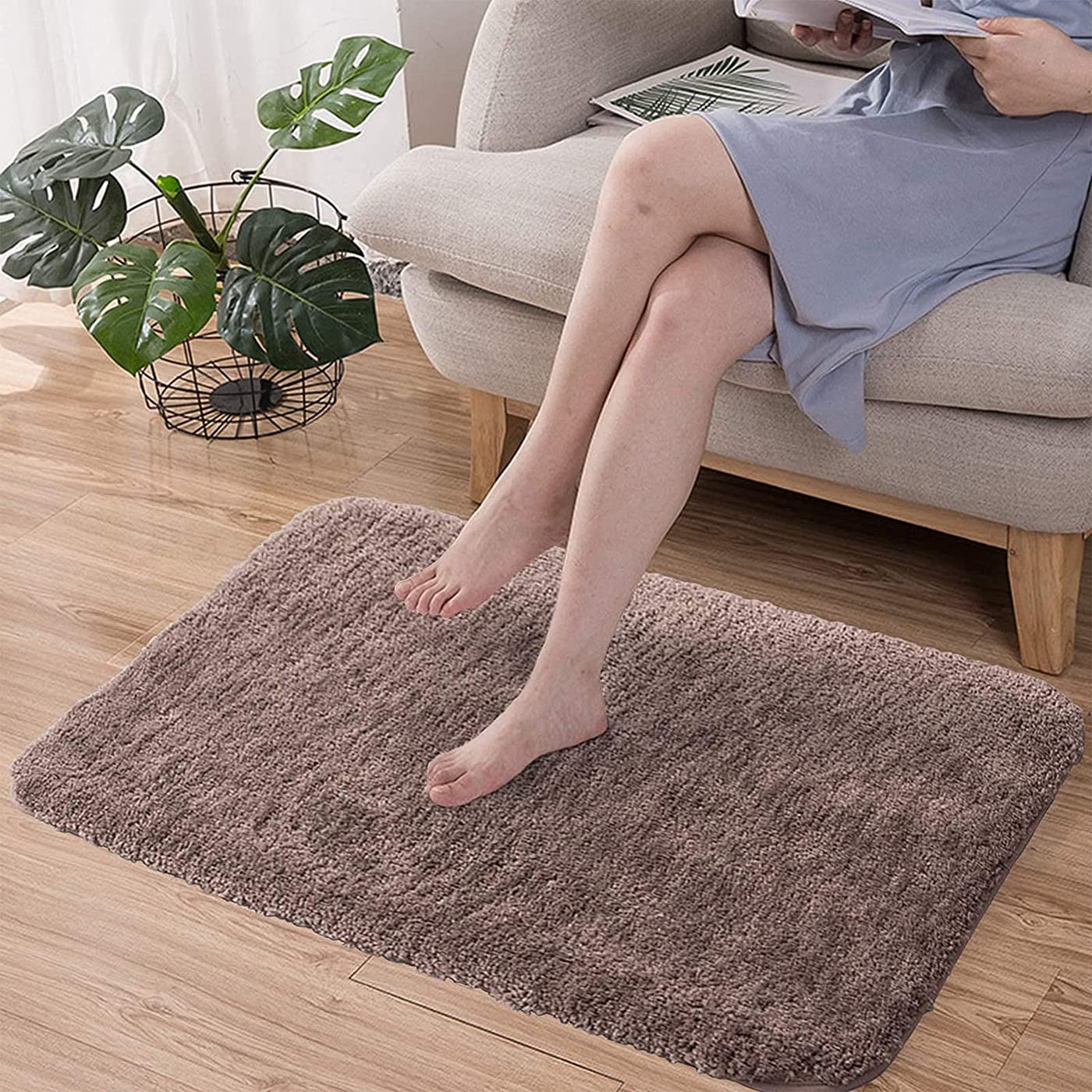 ZLZNX Tappeto da Bagno Tappetino Doccia Assorbente Antiscivolo Soffice Tappeti Bagno Microfibra, Tappetini per Il Bagno Assorbente d'Acqua Lavabile in Lavatrice,Marrone,70x140CM