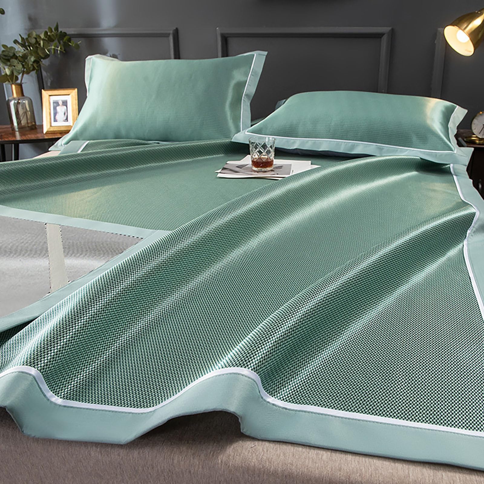 Summer Sleeping Mat, Summer Sleeping Mat Cooling Pad Foldable Rattan Bamboo Bed Mattress Topper Multiple Sizes(180 * 220cm)