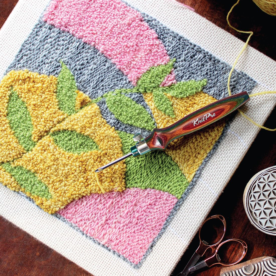 KnitPro - KnitPro Liso Finalizado Vibrante Madera y Brillante Metal Puñetazo Agujas Bordado Kit - 1 Juego
