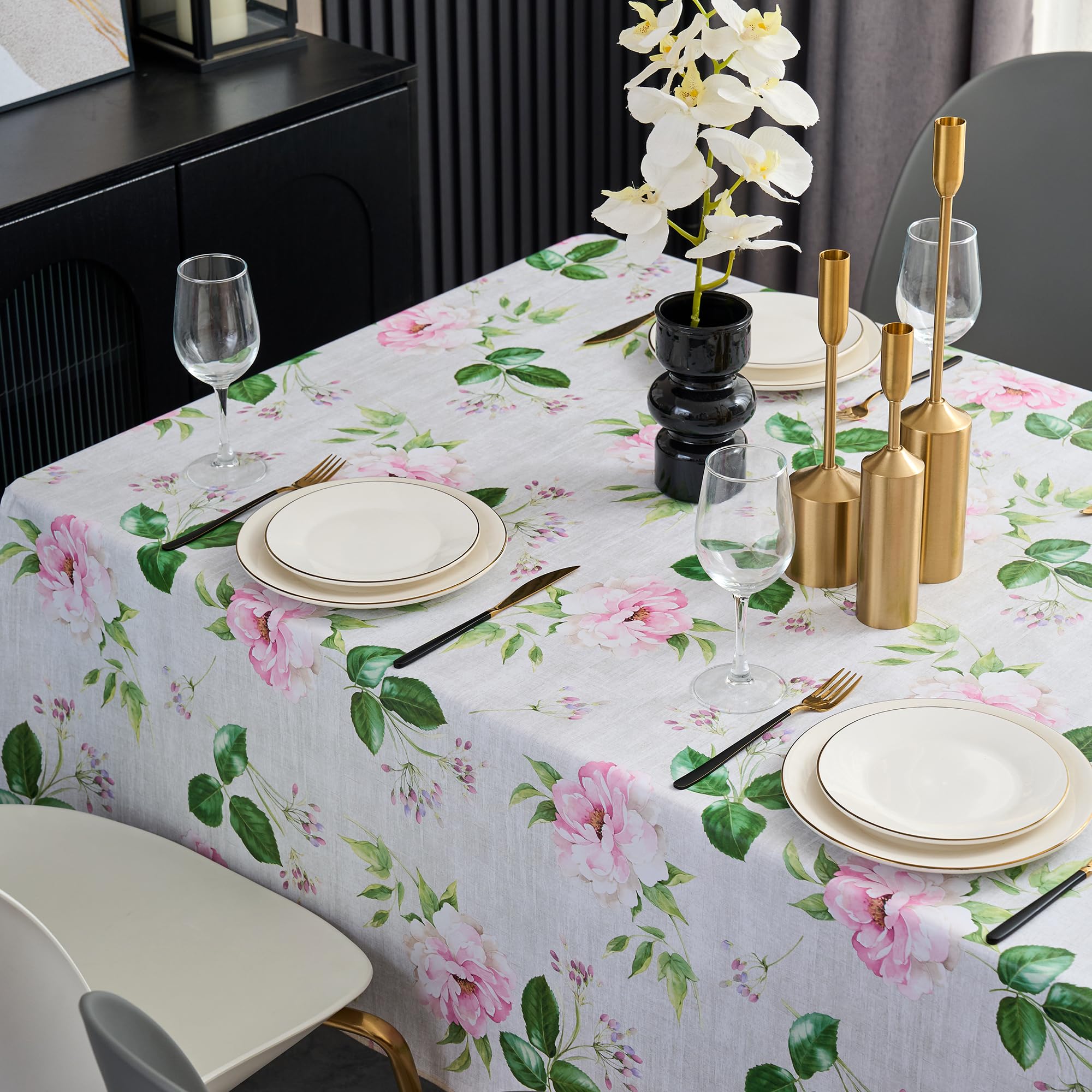 Amazon｜フランネル裏地付きビニールテーブルクロス - 防水、耐油性