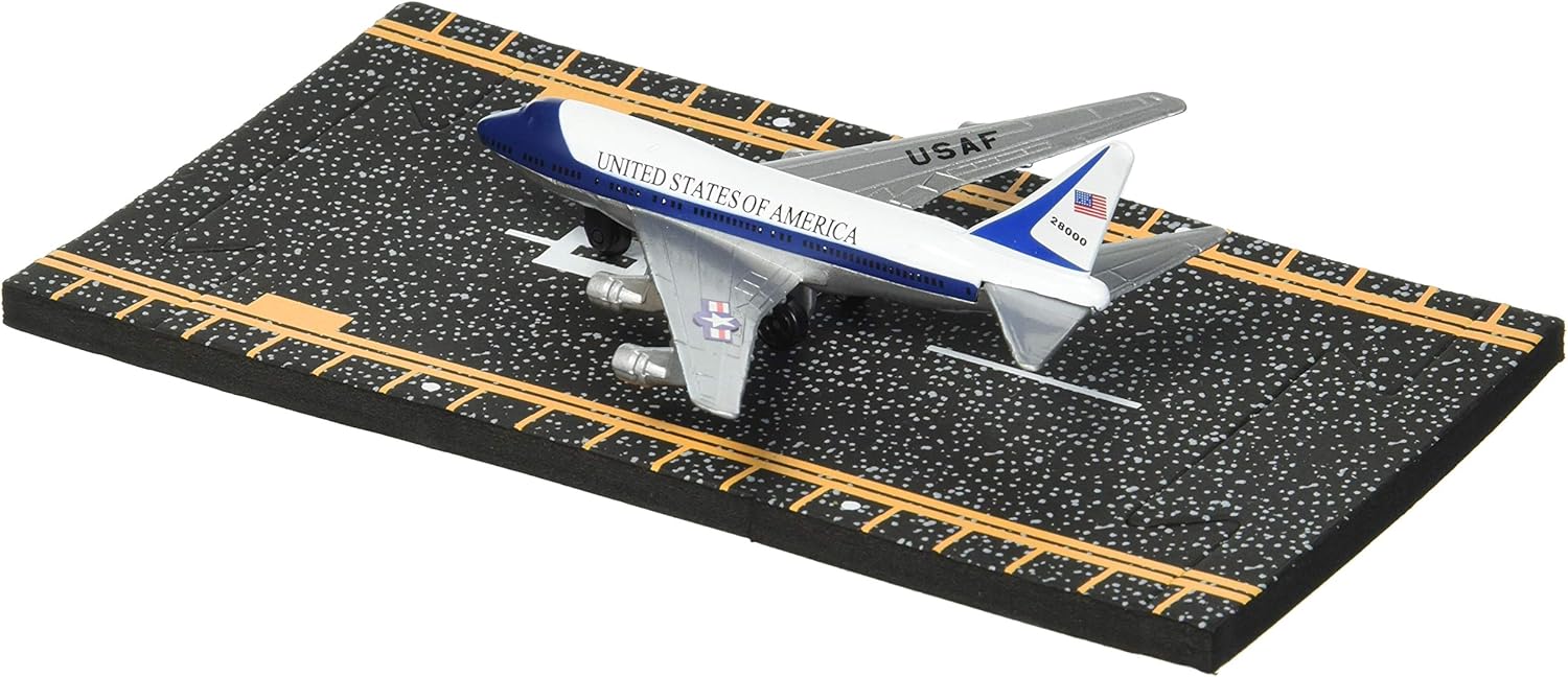 Hot Wings Planes Air Force One with Connectible Runway Die Cast Plane in Aviation Museums Nation, widewhite/Blue/red