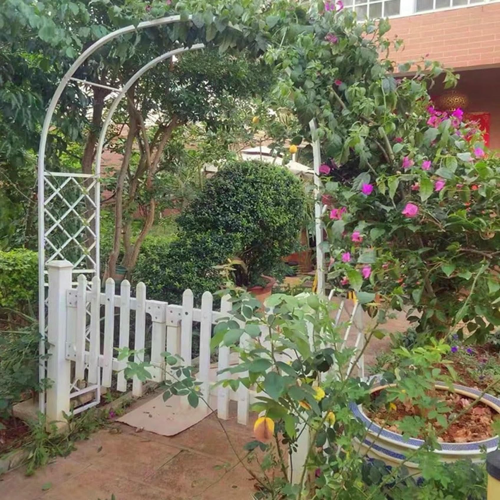 Elegancka podpórka dla roślin pnących, wszechstronna pergola zewnętrzna na wesela i dekoracje ogrodowe, idealna do ekspozycji roślin wewnętrznych i zewnętrznych