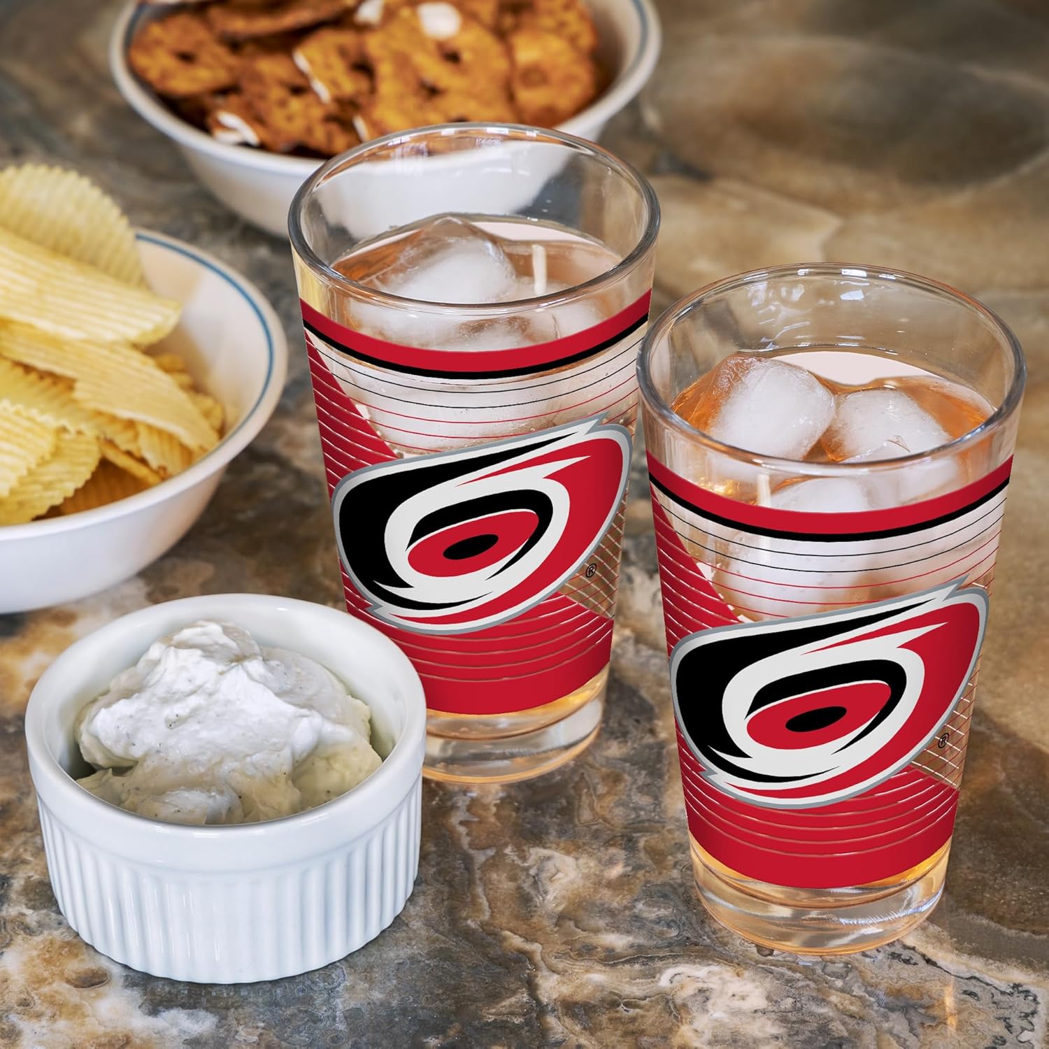 Rico Industries NHL Hockey 2 Pack 16oz Pint Glass Gift Set