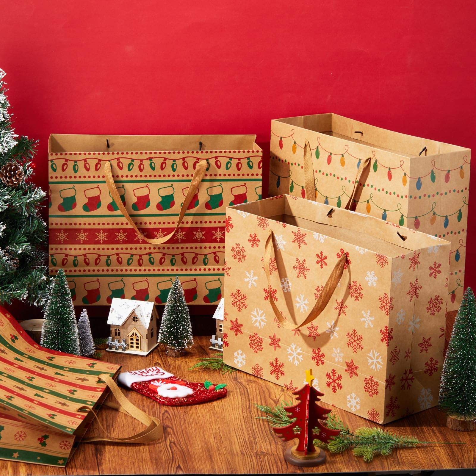 Gueevin Lot de 24 sacs cadeaux de Noël extra larges en papier kraft avec poignée 40,6 x 30,5 x 15,2 cm Jumbo surdimensionnés pour friandises de Noël, bonbons, friandises, fournitures de fête