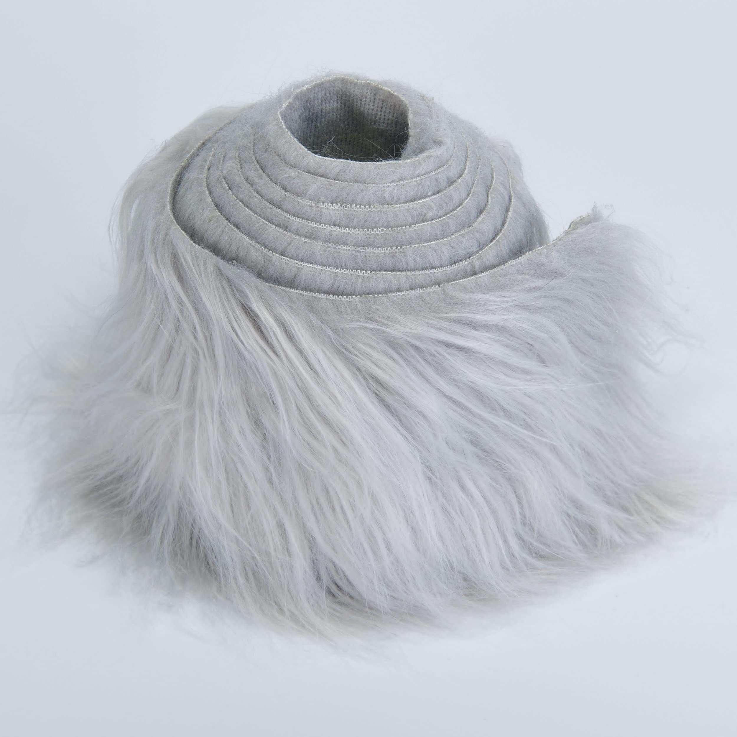 Shaggy Plush Faux Fur Fabric Precut Strips Fluffy Fuzzy Craft Fur for Gnomes Beard Hair Cosplay Costume Dwarf Decoration (Gray