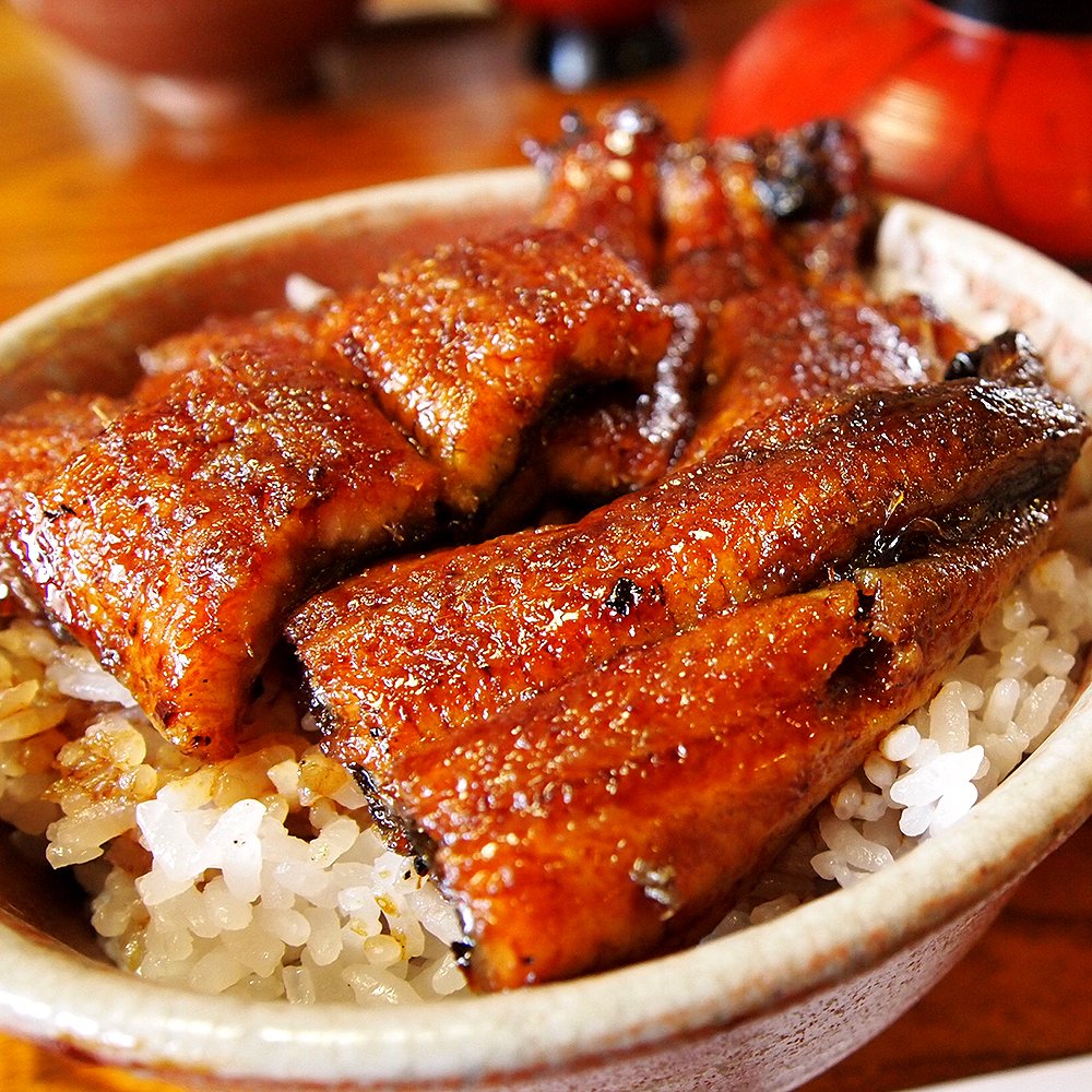 国産うなぎ 肉厚極上うなぎ蒲焼き ４〜６食（３尾セット） 温めてすぐ食べられる！ 国産うなぎ 肉厚極上うなぎ蒲焼き 4〜6食（3尾セット） 温めて