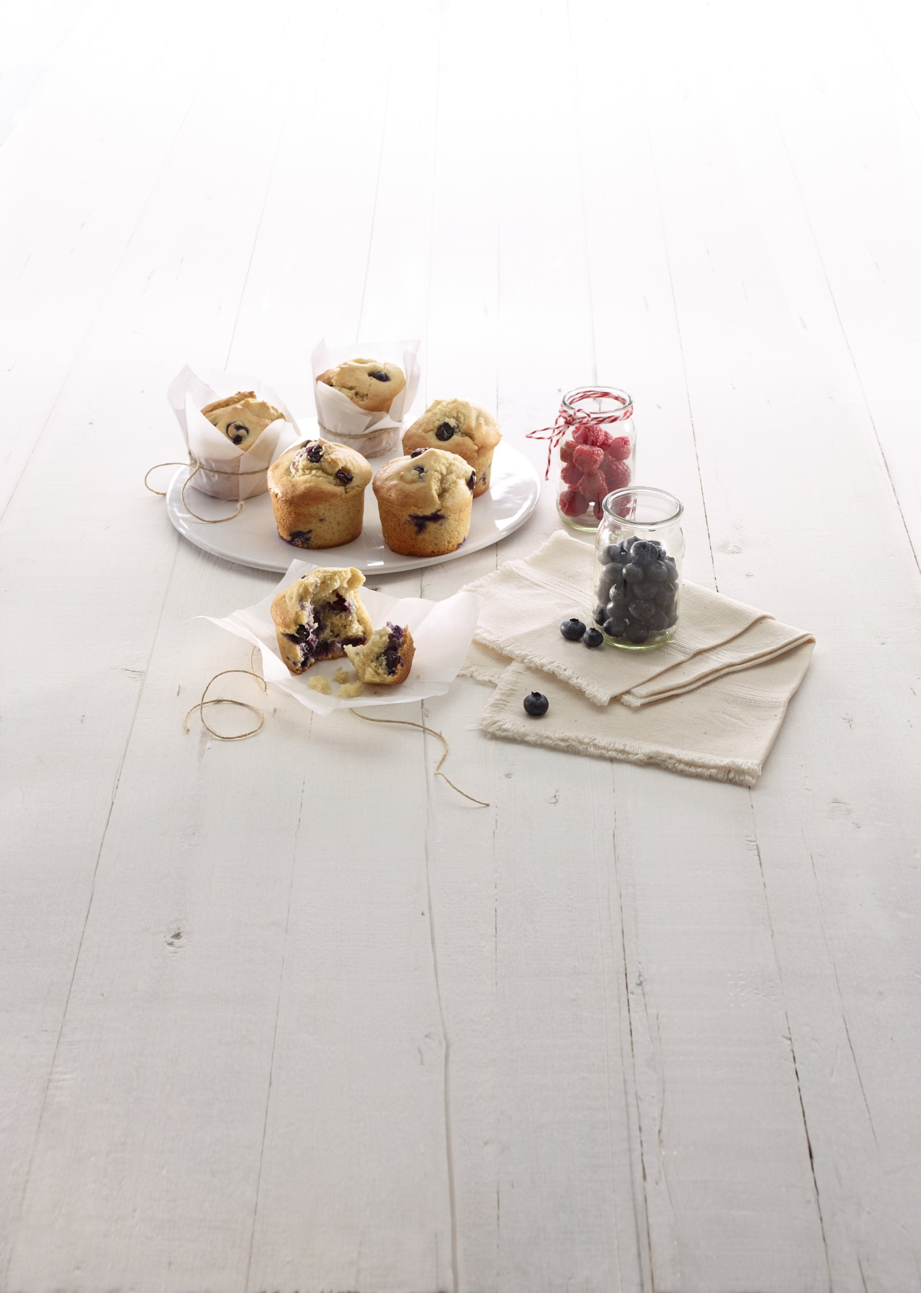 Lékué Mini forma do pieczenia muffinek, silikon, czerwona, 11 zagłębień