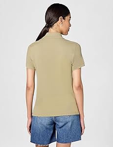 Lacoste Women's Classic Fit Short Sleeve Petit Piqu Polo