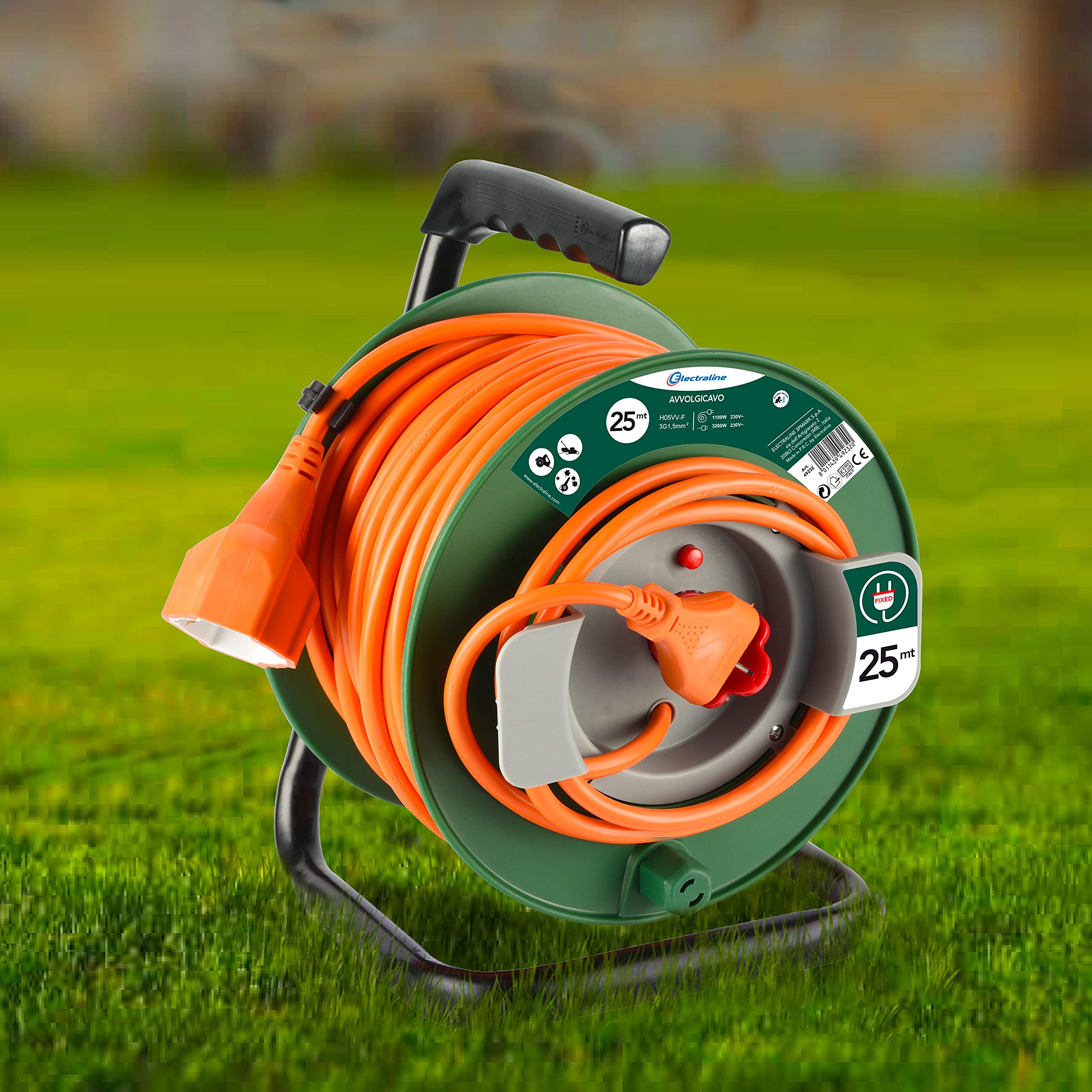 Electraline 49232 Uniwersalne gniazdo kablowe pasuje do urządzeń ogrodniczych, ochrona termiczna, 25mt., przekrój kabla 3G1,5 mm²