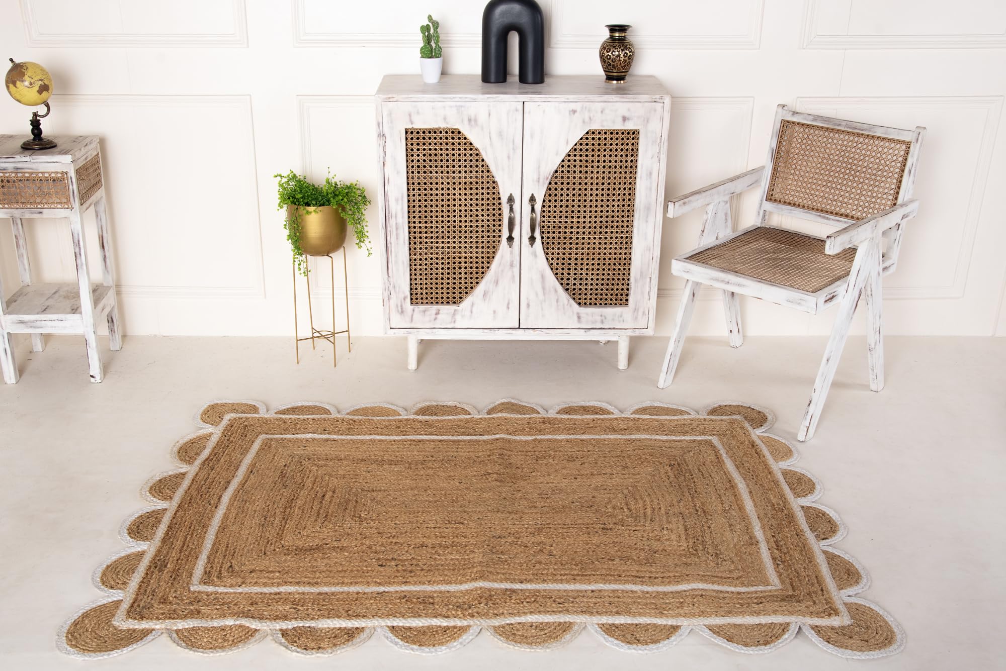 PATEL EXPORTS Natural Jute Scalloped Rug, Bohemian Area Rug, Boho Décor Indoor Outdoor Jute Rug, Handwoven Hallway Runner Rug, Custom Rug (3’x5')