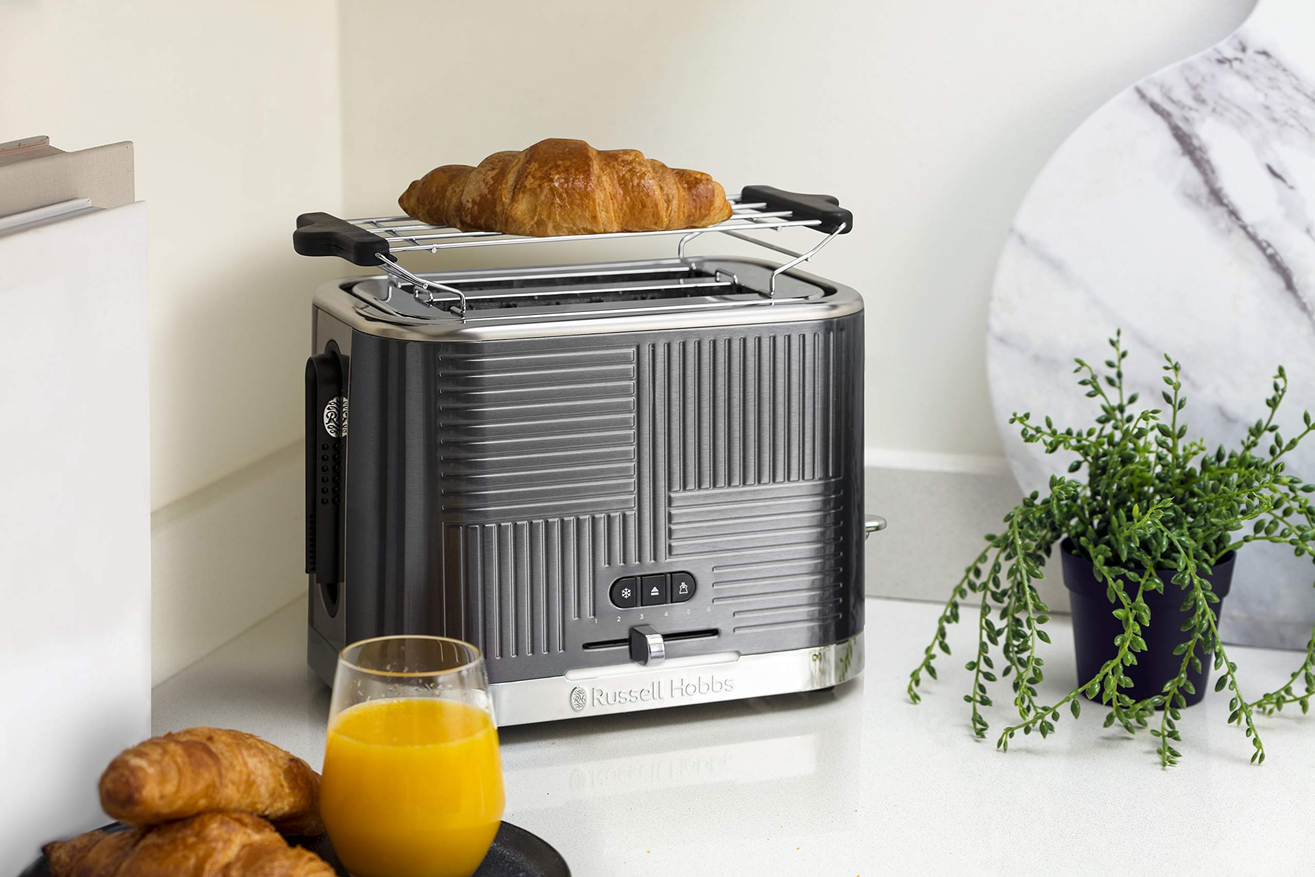 Russell Hobbs Tostapane, Scaldapanini, Toast Farciti, 2 fette diversa dimensione, Funzione Lift & Look, Riscalda e Scongela, Geo Steel 25250-56