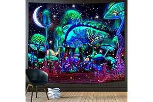 Trippy Mushroom Tapestry for Surreal Bedroom Ambiance