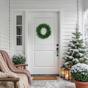 Deluxe Windsor Pine Artificial Small Christmas Wreath - 18 - Unlit