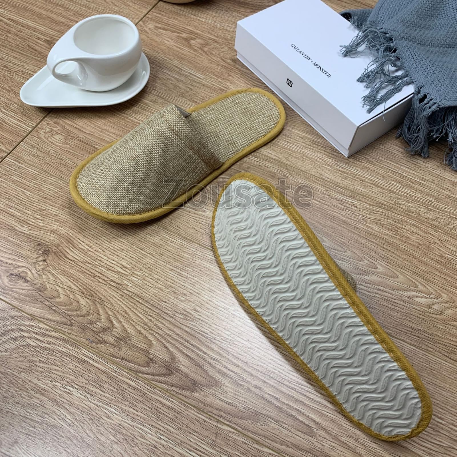 Tissting Pantoufles Jetables pour Hôtel, Chaussons Invités Antidérapantes Confortables en Lin 30 Paires Unisexes pour Mariages, Voyages et Séminaires