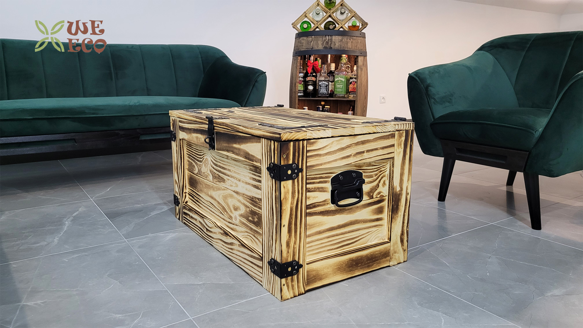 weeco Coffre en bois massif de style industriel (80 x 45 x 45 cm, flammé) - Coffre à jouets - Table d'appoint avec poignées en métal