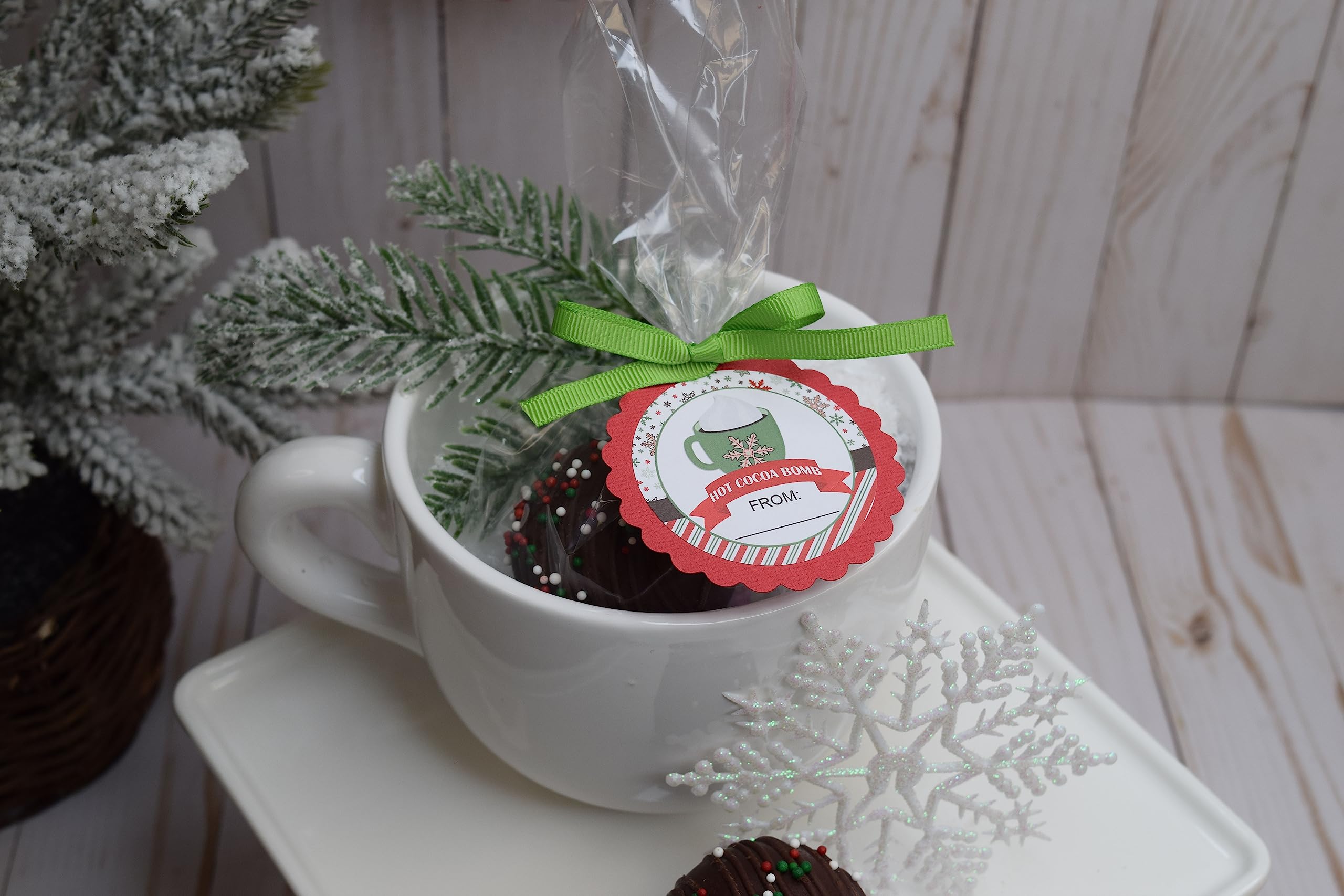 AmandaCreation Festliche Schneeflocken-Aufkleber mit Heißkakao-Bomb-Motiven, insgesamt 40 Stück 5,1 cm Party-Kreis-Aufkleber (20 Sets mit je 2 Stück)