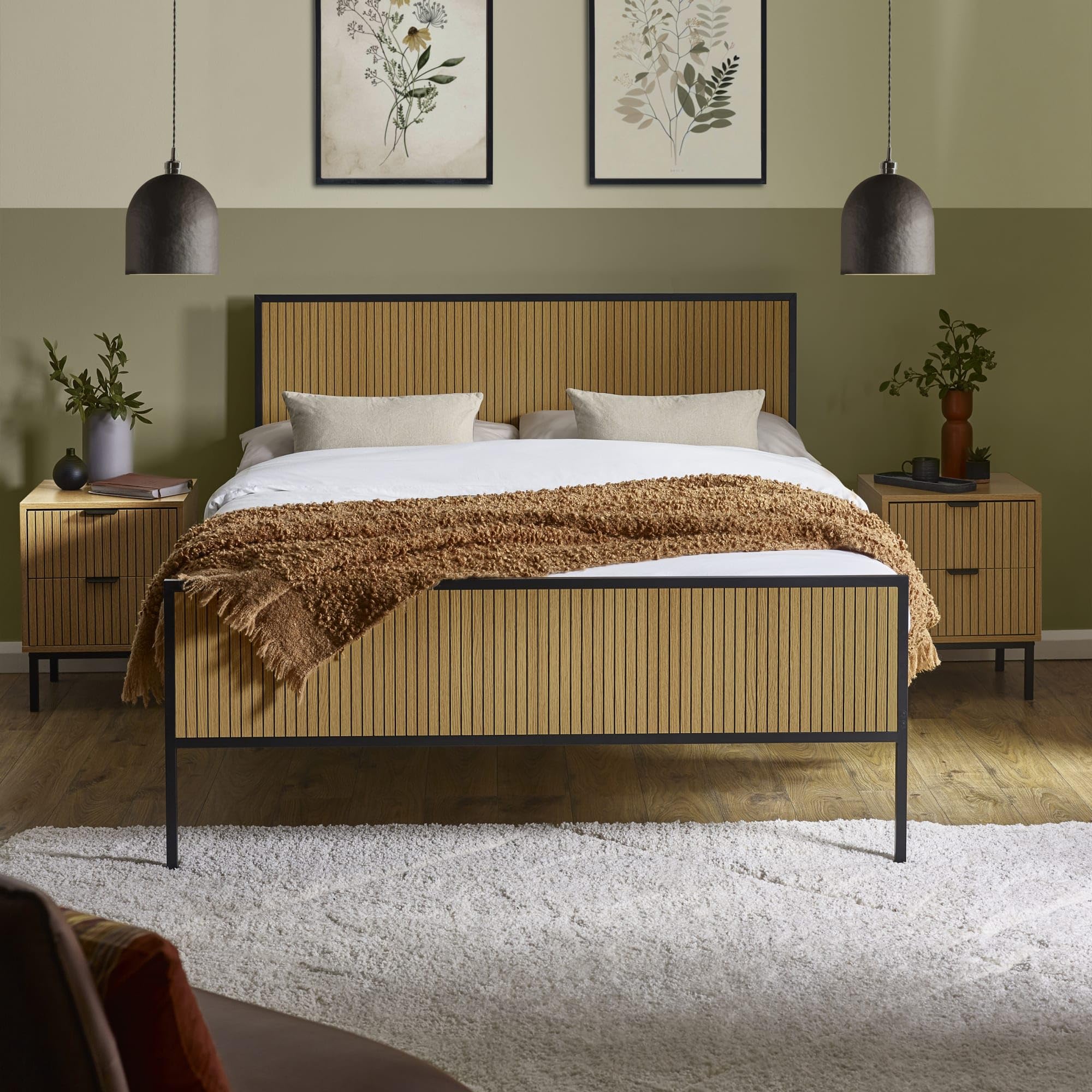 Julian Bowen Sia Oak Effect Bed