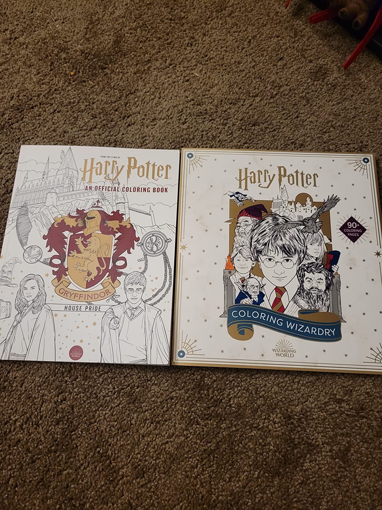 Amazon.com: Harry Potter: Gryffindor House Pride: The Official Coloring ...