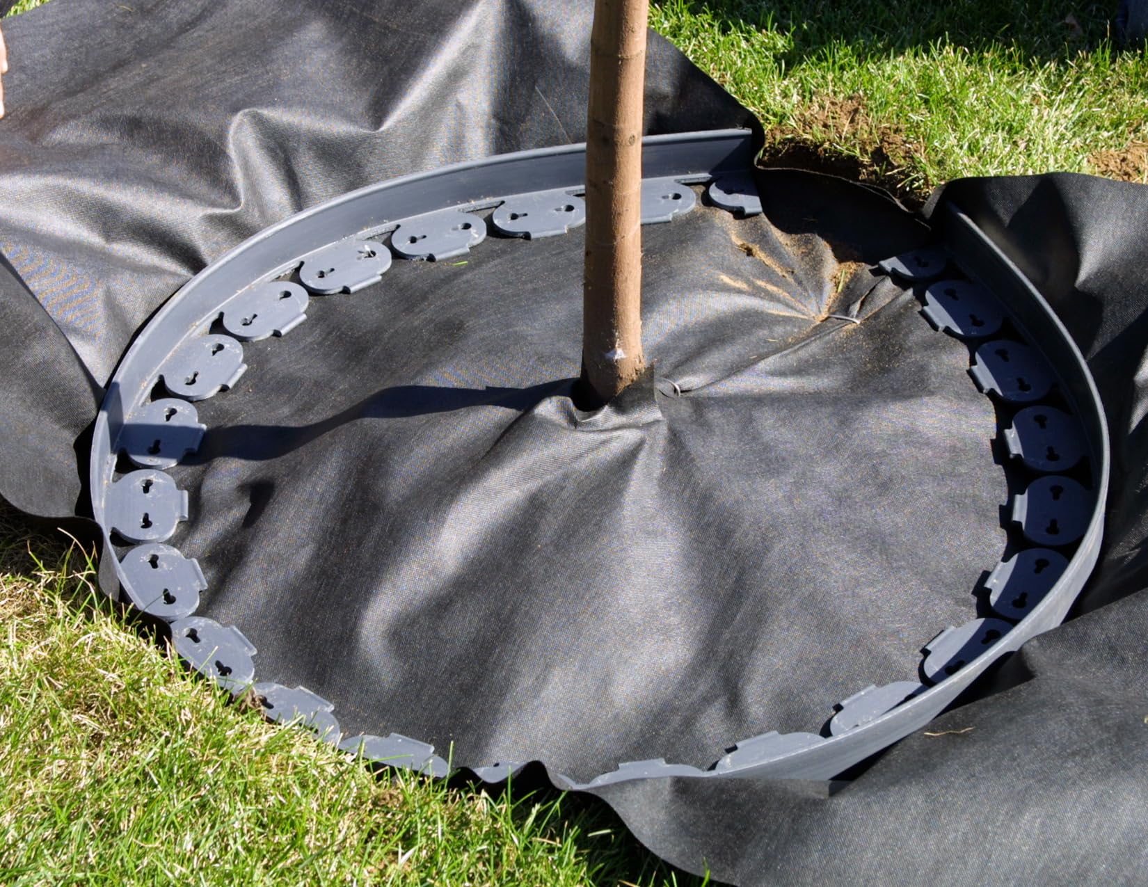 Home and Country USA 6 Pack Landscape Paver Edging, 7.8'x 1.87