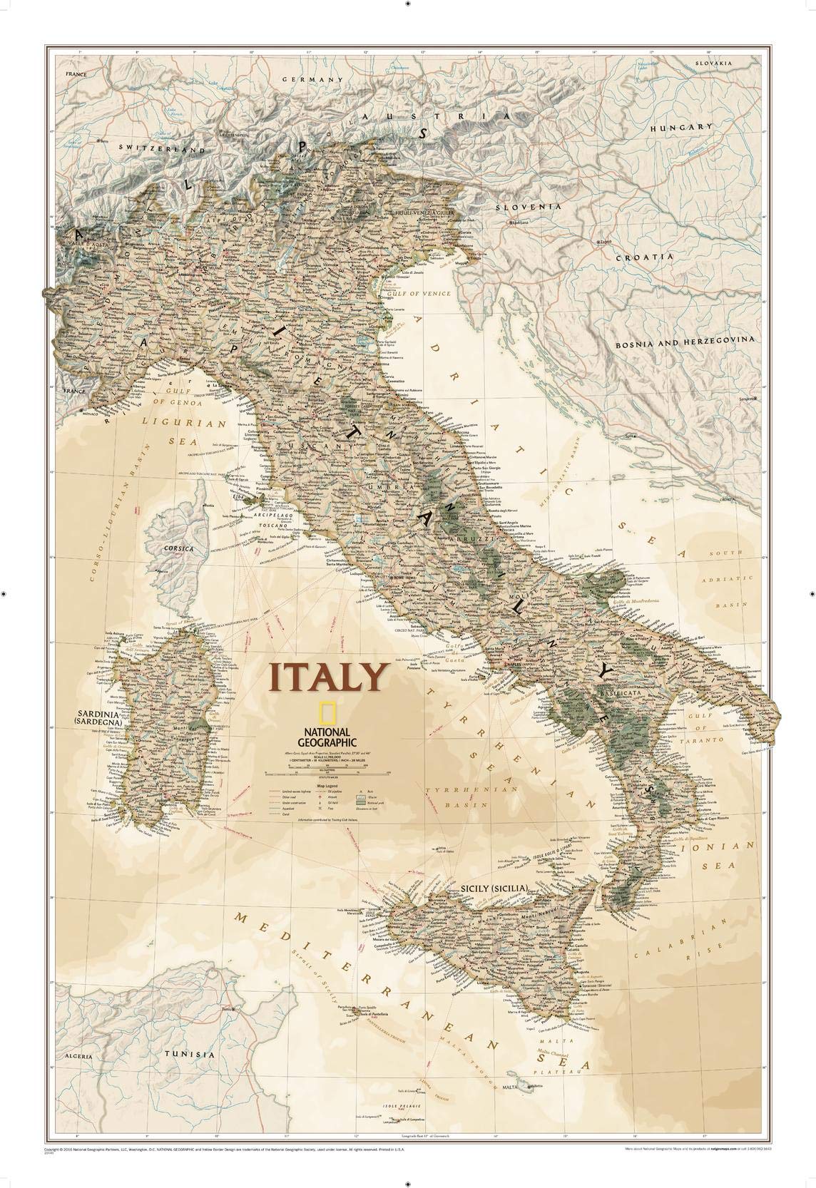 Italy Executive, Tubed: Wall Maps Countries & Regions (National Geographic Reference Map)