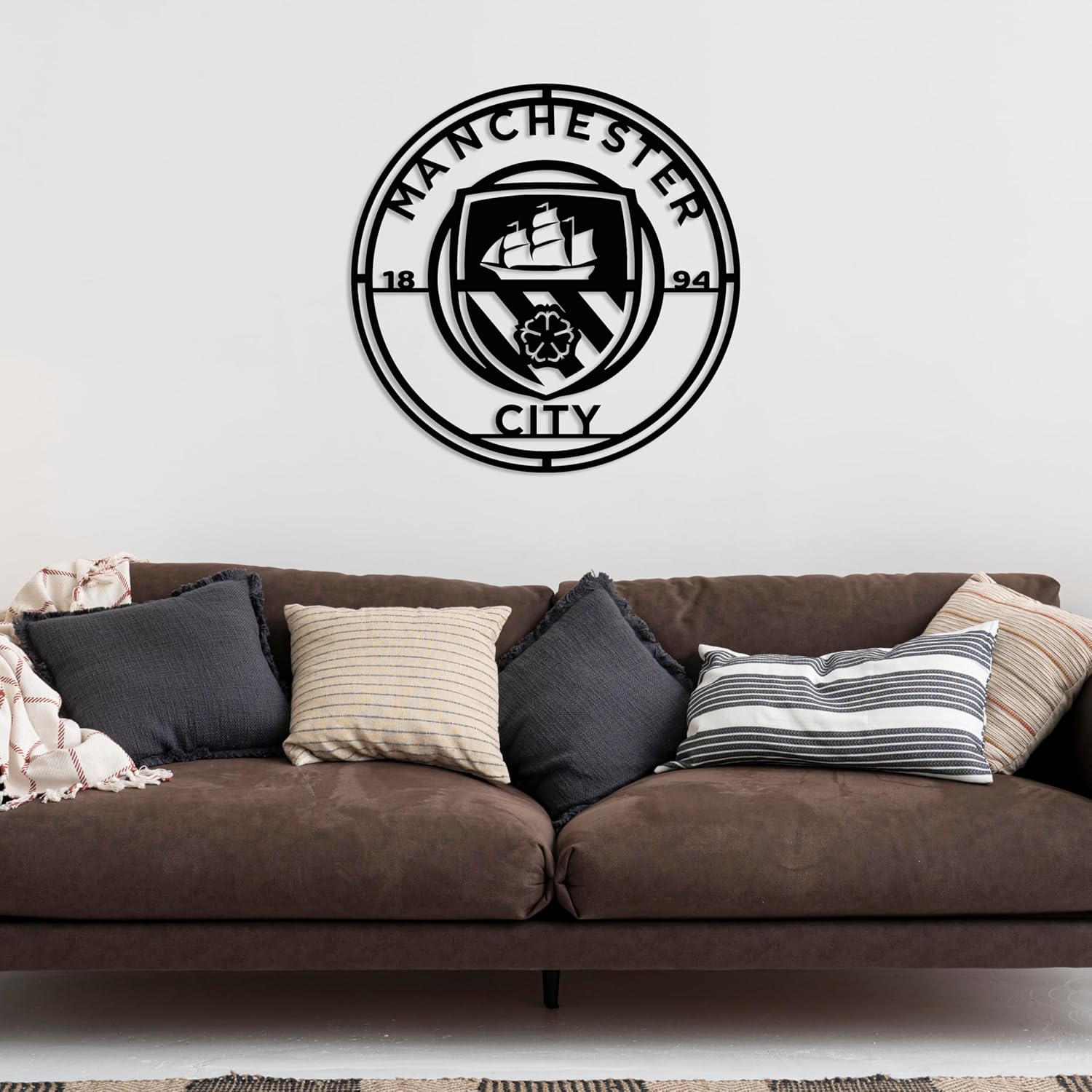 PLTZCRAFT Football Metal Wall Decor, Football Team Logo Sign, Soccer-Inspired Metal Wall Art, Soccer Sports Lovers Gift for Father, Husband, Boyfriend, Man Cave, Boys Room (Manchester City FC)