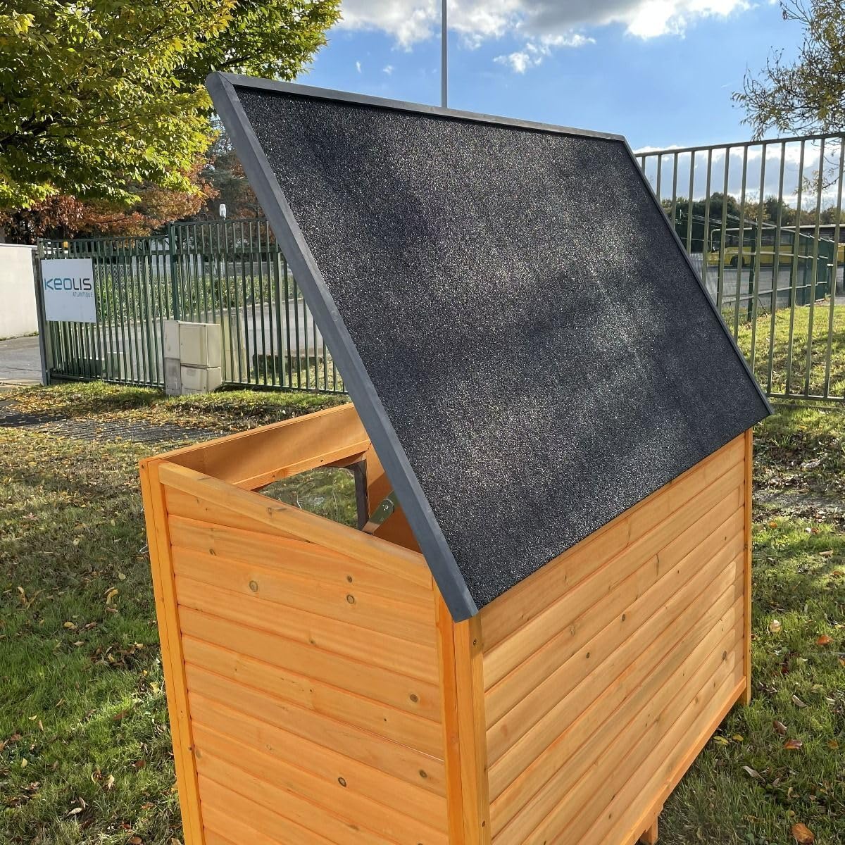 Animal Valley - Niche à Chien avec Isolation - Bois et Shingle - L 126 x l 80 x H 80 cm - Taille L - Beige et Gris - pour Grands Chiens